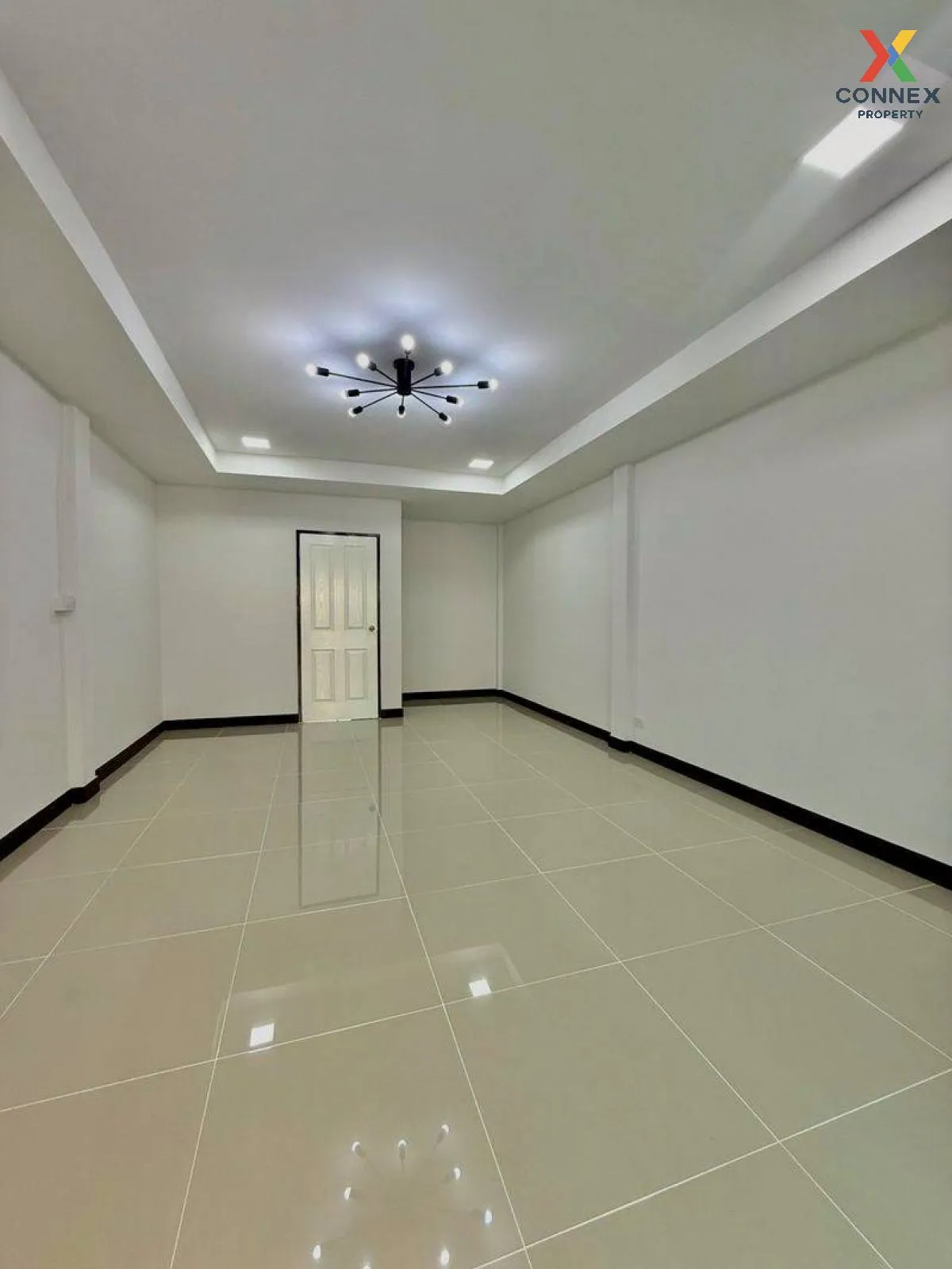 For Sale Townhouse/Townhome  , Piyawararom 2 , newly renovated ,  For Sale Townhouse/Townhome  , Piyawararom 2 , newly renovated ,