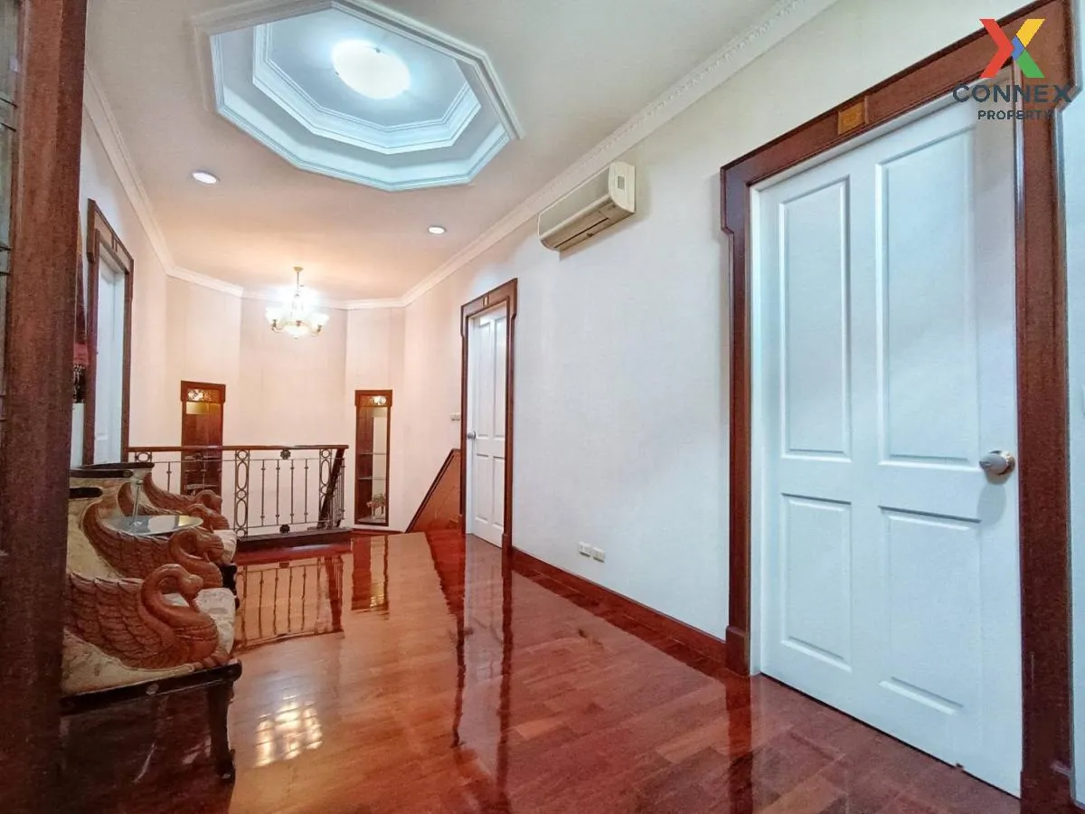 For Sale House , Narasiri Sathorn - Wongwaen , wide frontage , ne