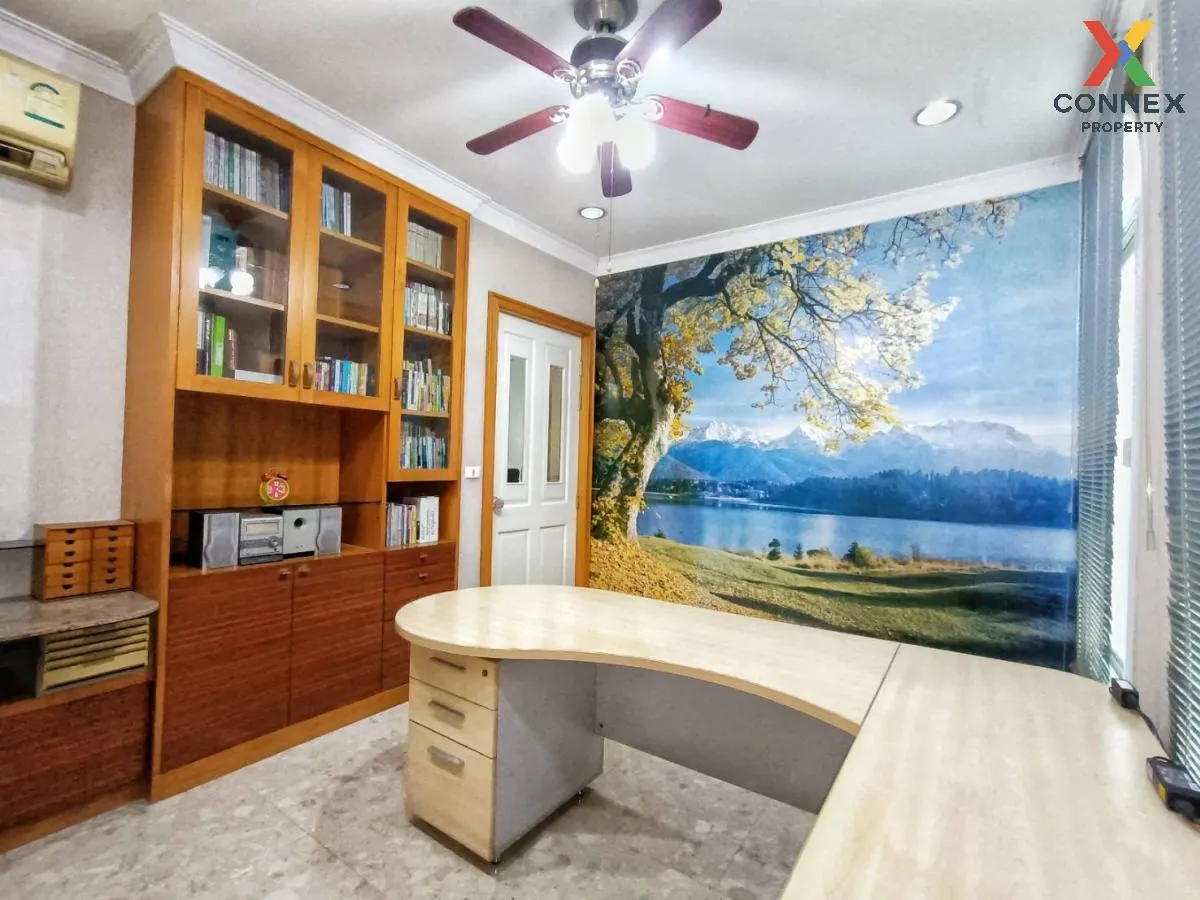 For Sale House , Narasiri Sathorn - Wongwaen , wide frontage , ne