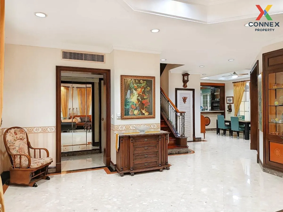 For Sale House , Narasiri Sathorn - Wongwaen , wide frontage , ne