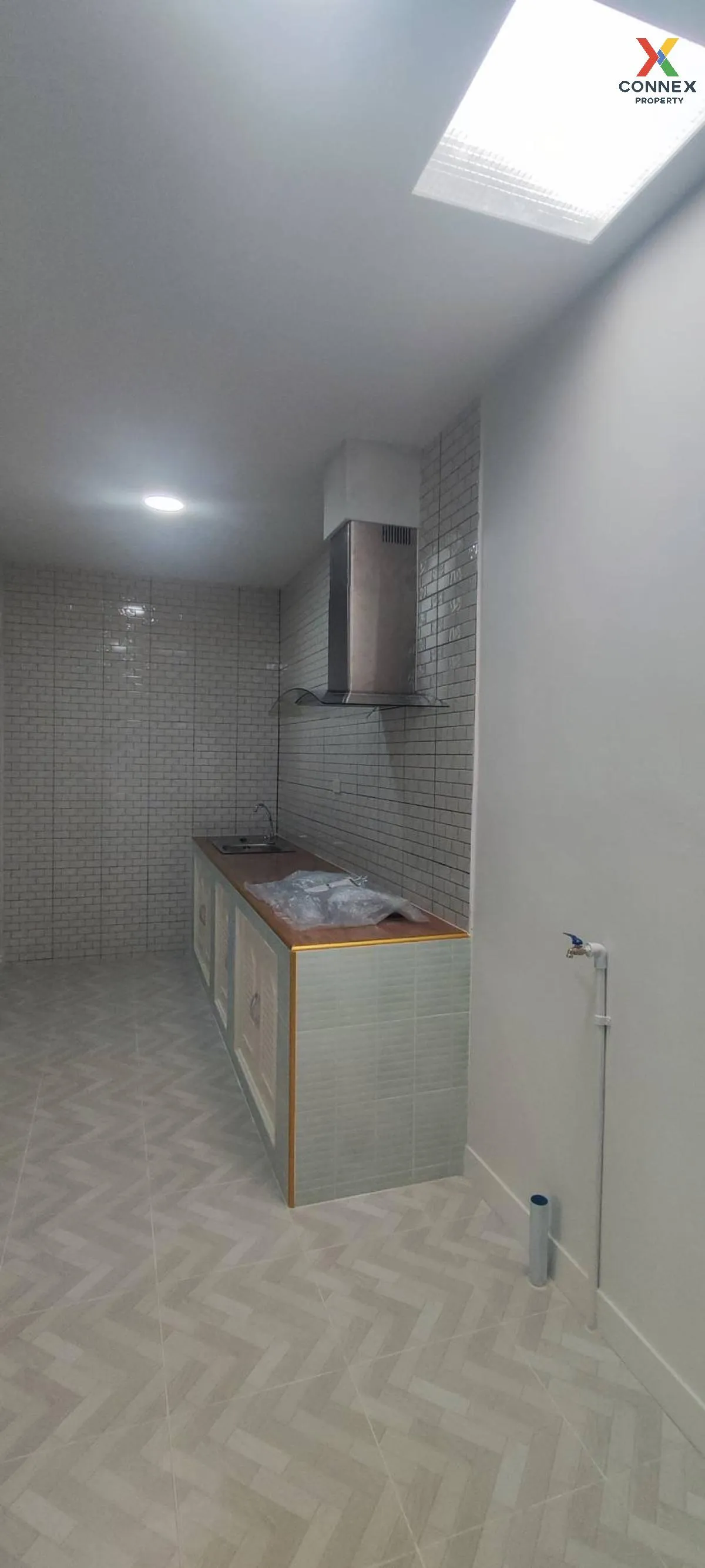 For Sale Townhouse/Townhome  , BAAN RATCHAPRUEK SUVARNABHUMI - LA