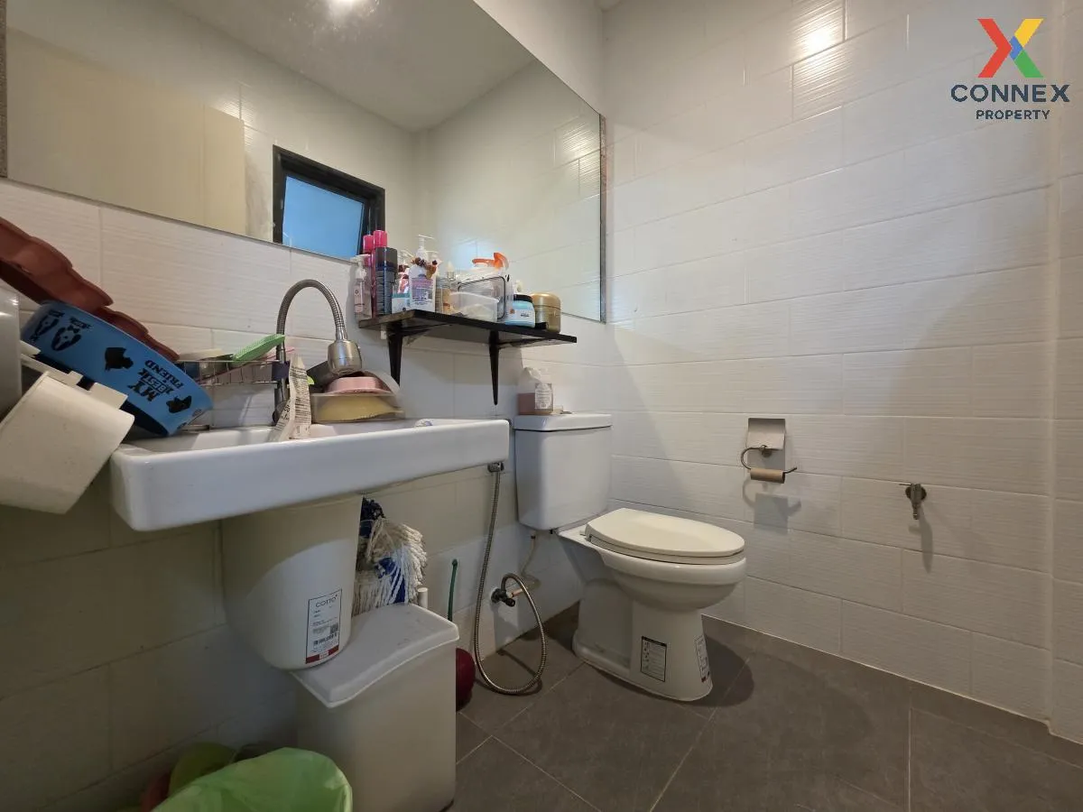 ขายทาวน์เฮ้าส์/ทาวน์โฮม  วี คอมพาวด์ ราชพฤกษ์-ปิ่นเกล้า ห้องมุม ม