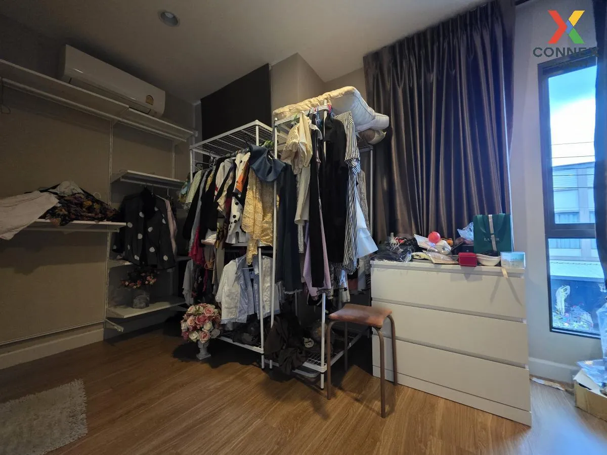 ขายทาวน์เฮ้าส์/ทาวน์โฮม  วี คอมพาวด์ ราชพฤกษ์-ปิ่นเกล้า ห้องมุม ม