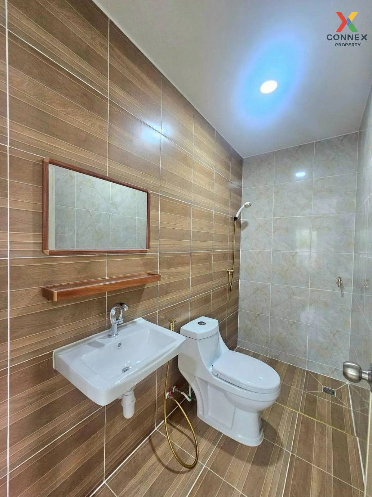 ขายทาวน์เฮ้าส์/ทาวน์โฮม  บ้านสุชา รีโนเวทใหม่ ละหาร บางบัวทอง นนท ขายทาวน์เฮ้าส์/ทาวน์โฮม  บ้านสุชา รีโนเวทใหม่ ละหาร บางบัวทอง นนท