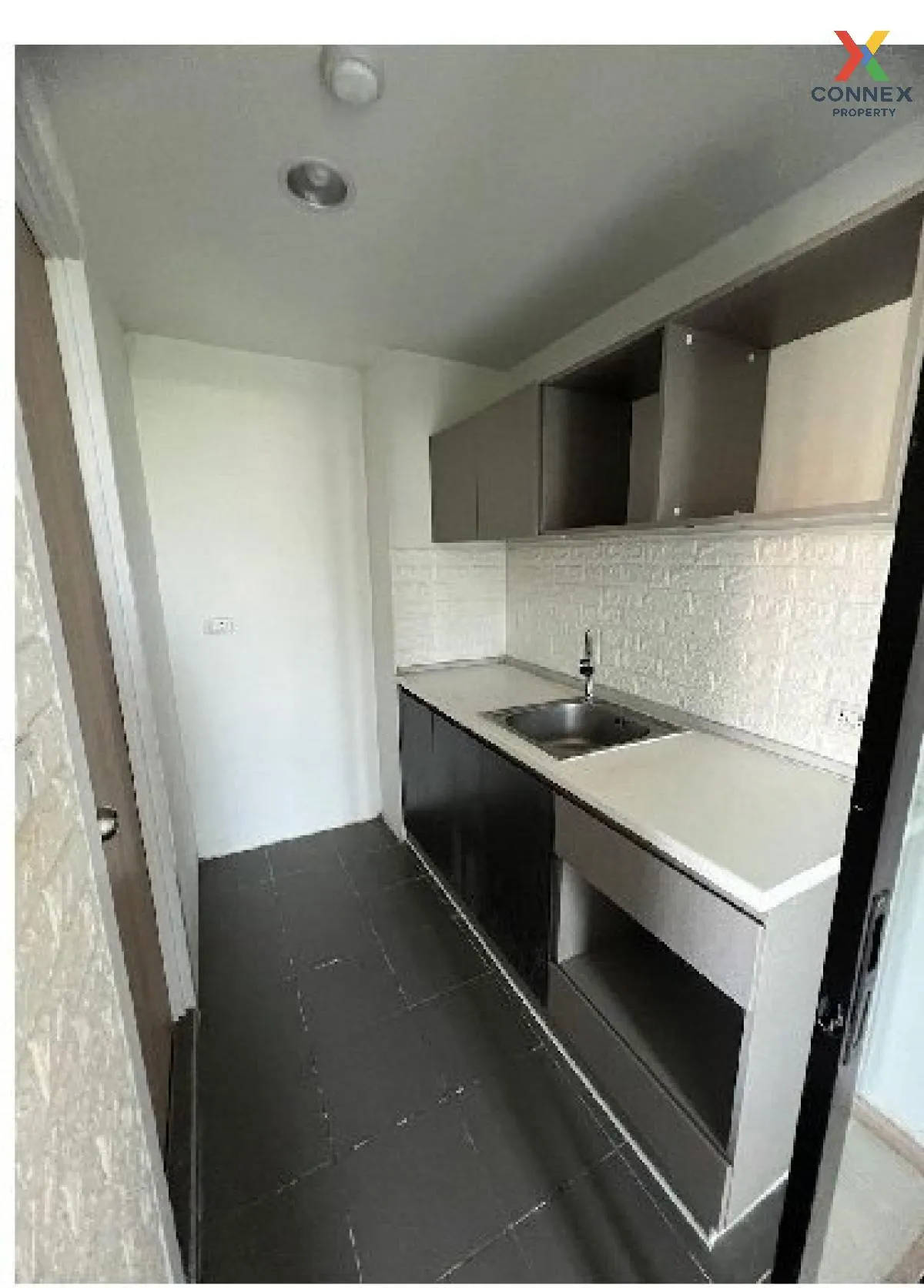 ขายคอนโด  ดิ เอ็กซ์เซล กรูฟ ลาซาล 52 BTS-แบริ่ง บางนา เขต บางนา ก 4