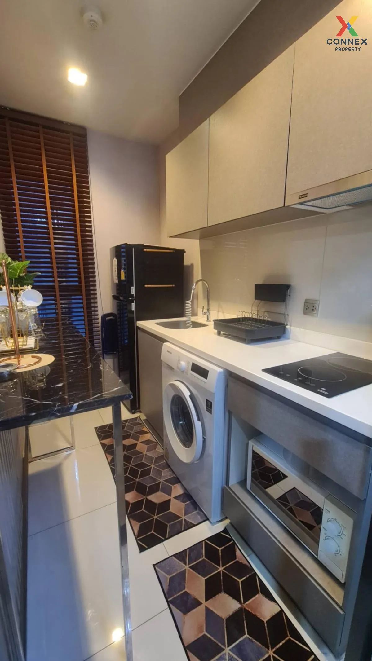 For Rent Condo , Life Asoke - Rama 9 , nice view , high floor , n