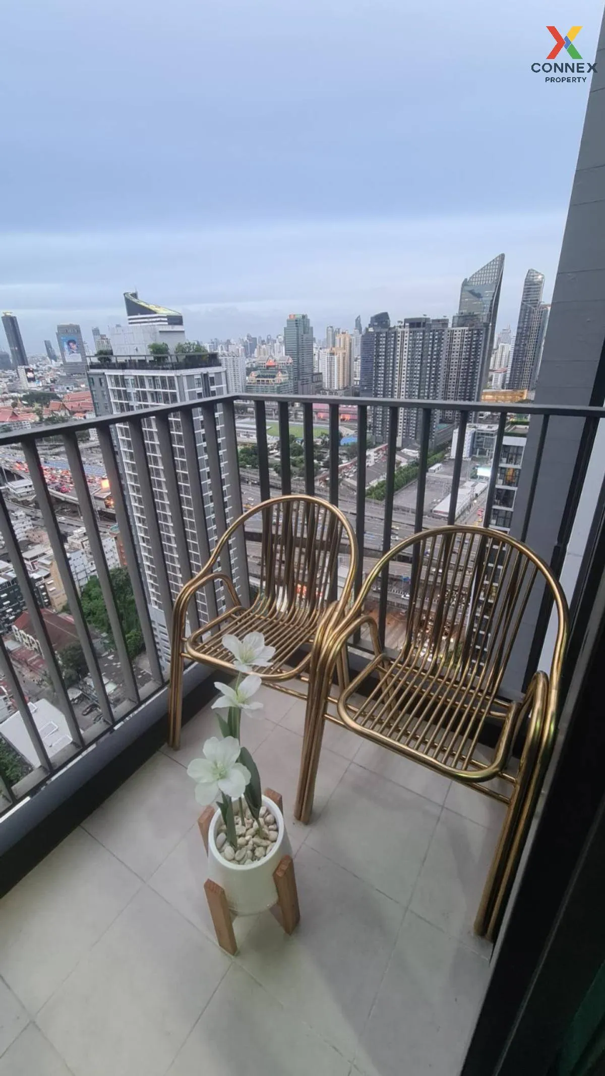 For Rent Condo , Life Asoke - Rama 9 , nice view , high floor , n