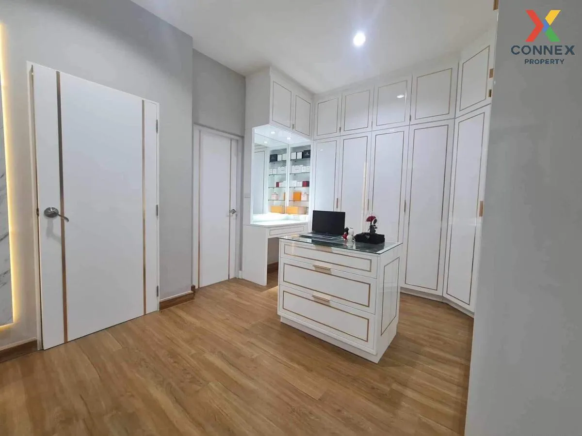 For Rent House , Grandio Ramintra – Wongwaen , Tha Raeng , Bang K