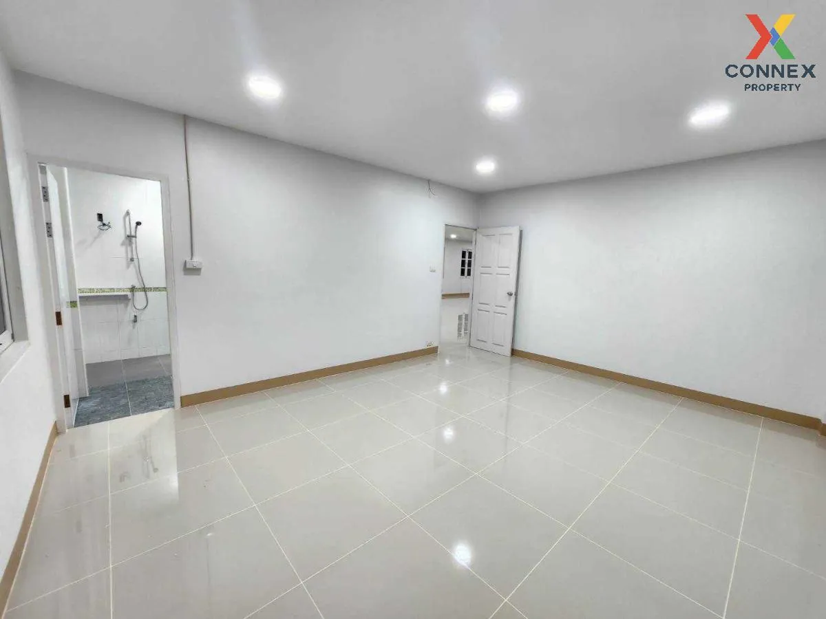 เช่าบ้านเดี่ยว 2 ชั้น อำเภอเมืองเชียงใหม่  320 ตรว. ป่าแดด เมืองเ เช่าบ้านเดี่ยว 2 ชั้น อำเภอเมืองเชียงใหม่  320 ตรว. ป่าแดด เมืองเ