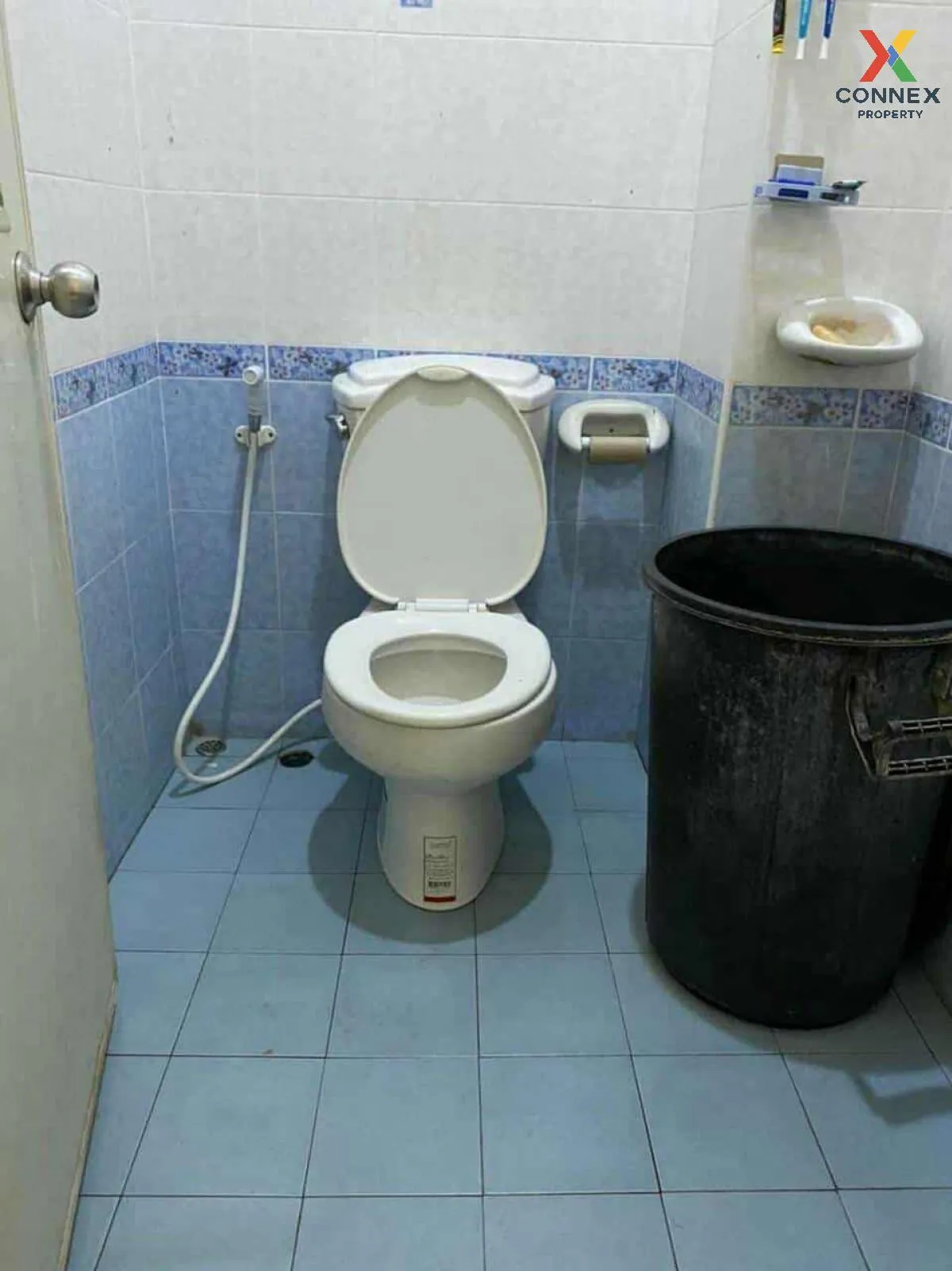 For Sale 2-storey commercial building, Khuhasawan Subdistrict, Mu