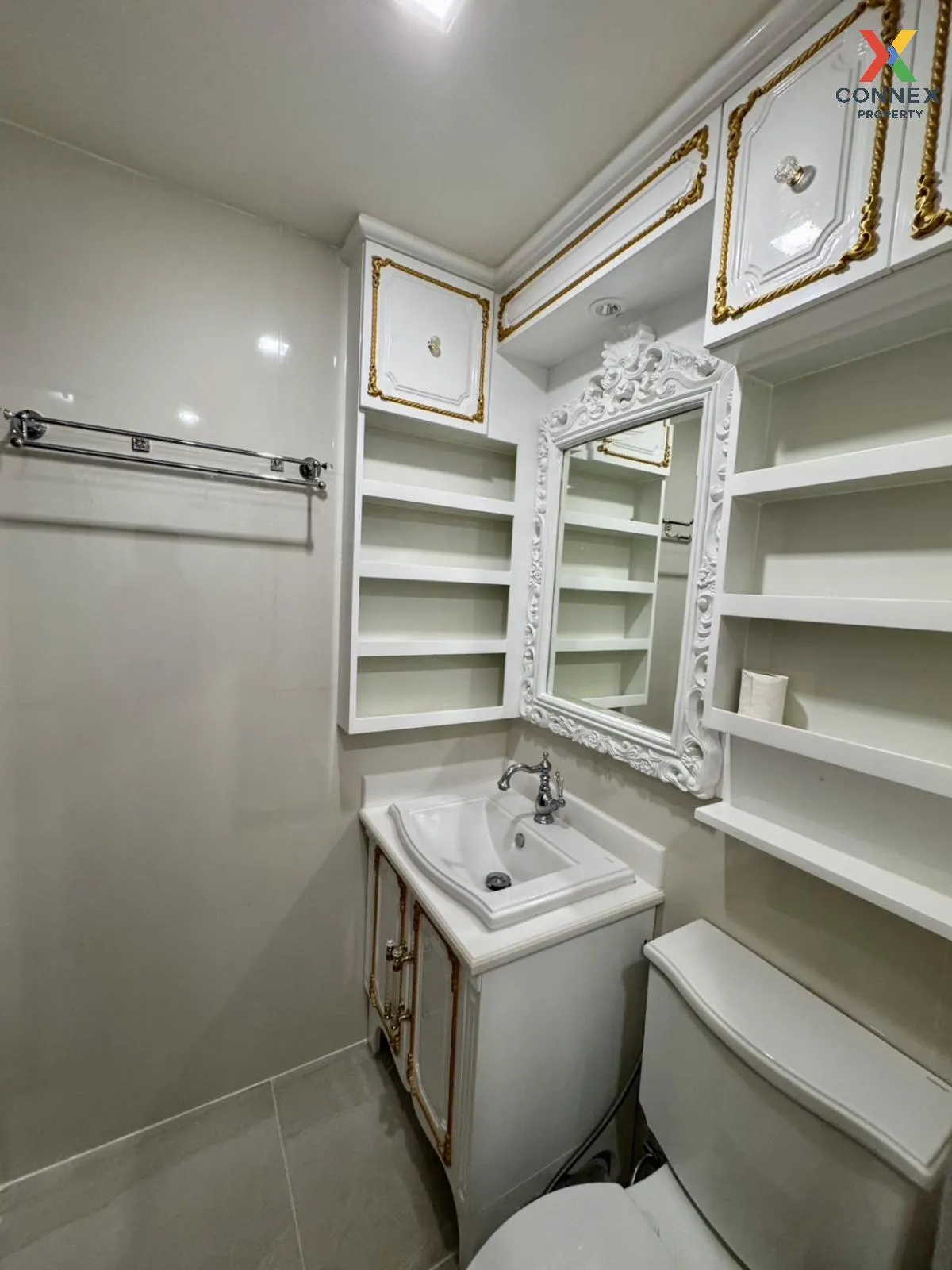 เช่าคอนโด  ริธึ่ม รางน้ำ BTS-อนุสาวรีย์ชัยสมรภูมิ ถนนพญาไท เขต รา