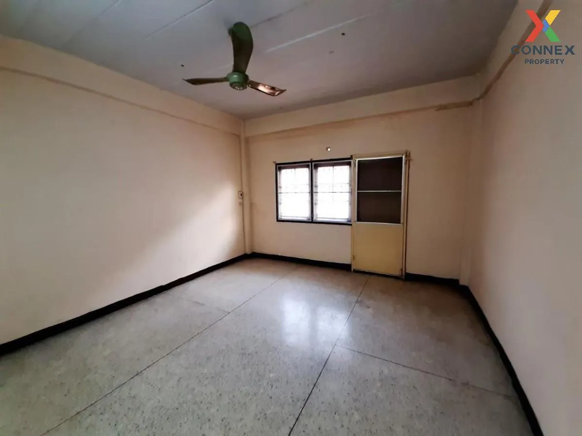 ขายทาวน์เฮ้าส์/ทาวน์โฮม  สินทวี วิลล่า บางมด เขต จอมทอง กรุงเทพ C 4