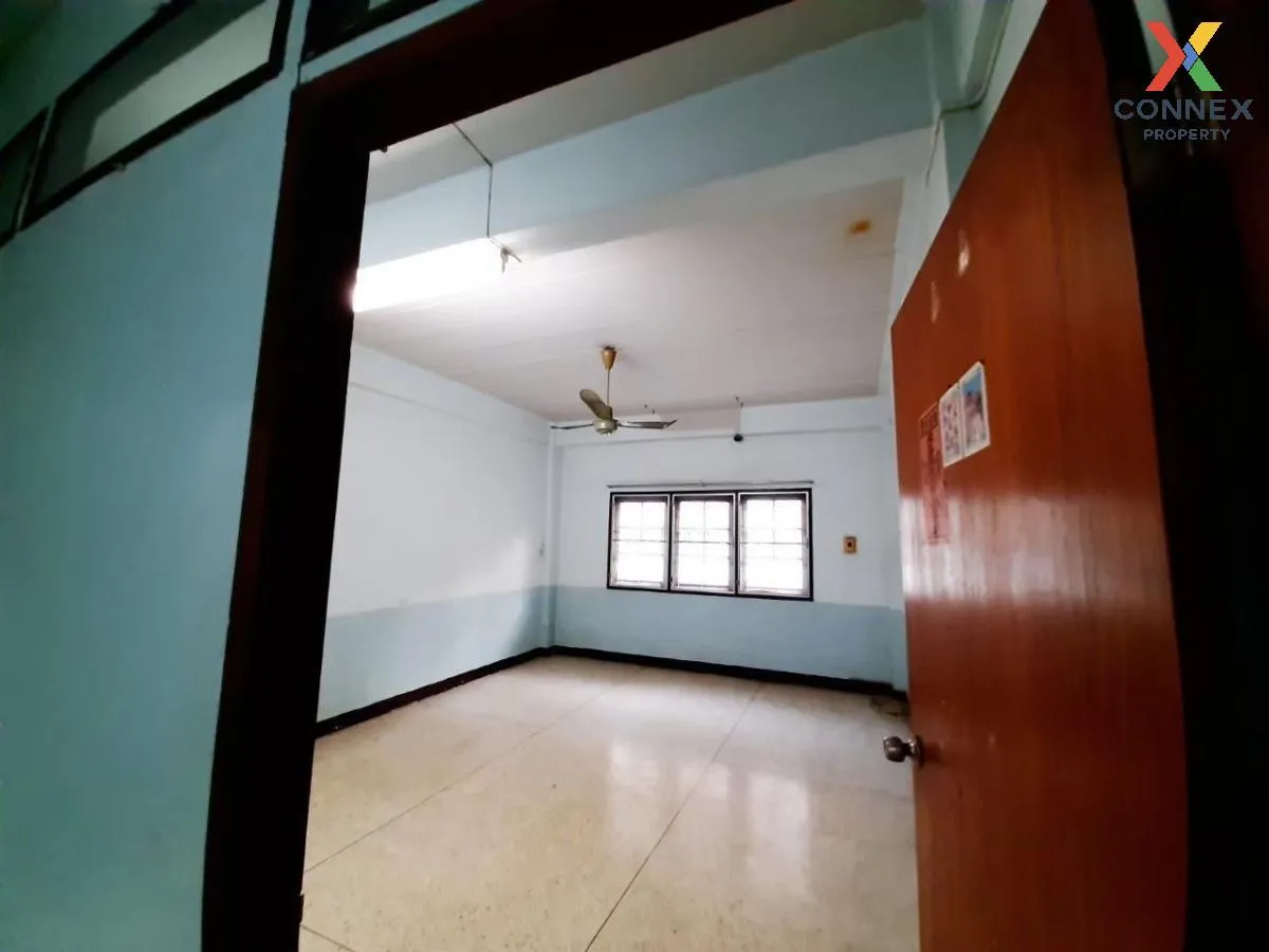 ขายทาวน์เฮ้าส์/ทาวน์โฮม  สินทวี วิลล่า บางมด เขต จอมทอง กรุงเทพ C