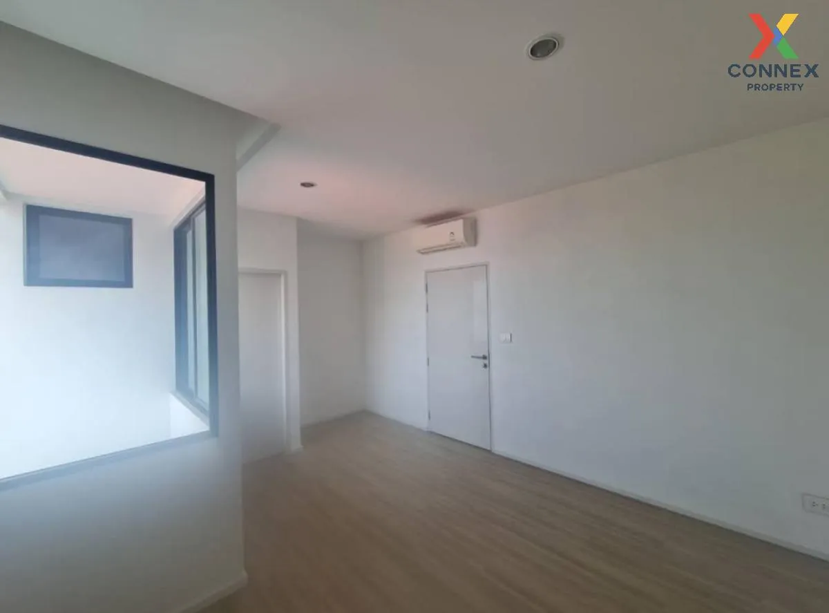 ขายทาวน์เฮ้าส์/ทาวน์โฮม  เนอวานา ดีฟายน์ พระราม 9 หน้ากว้าง สวนหล