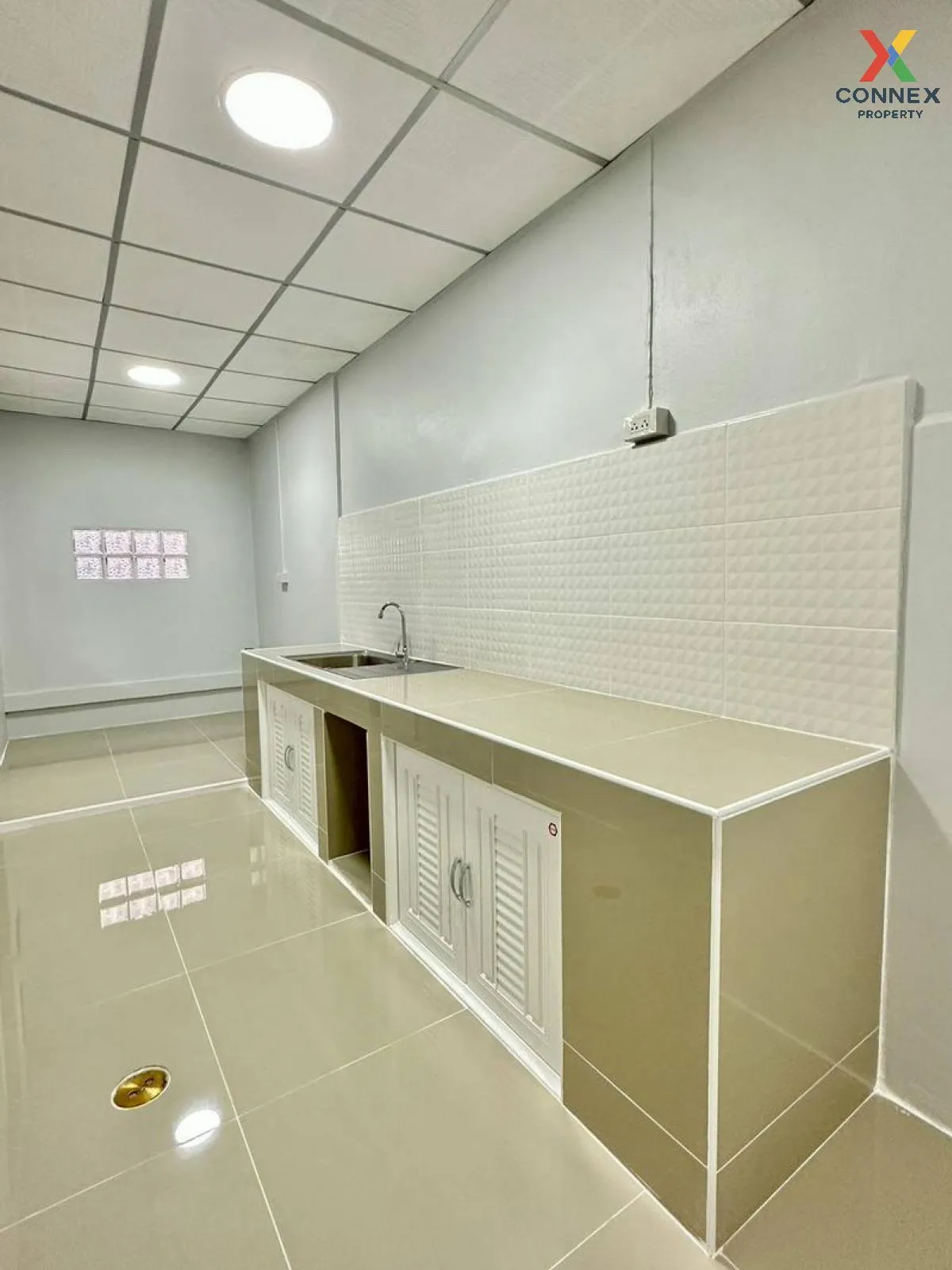 ขายทาวน์เฮ้าส์/ทาวน์โฮม  บ้านพฤกษา 14 เอ บางบัวทอง ห้องมุม รีโนเว