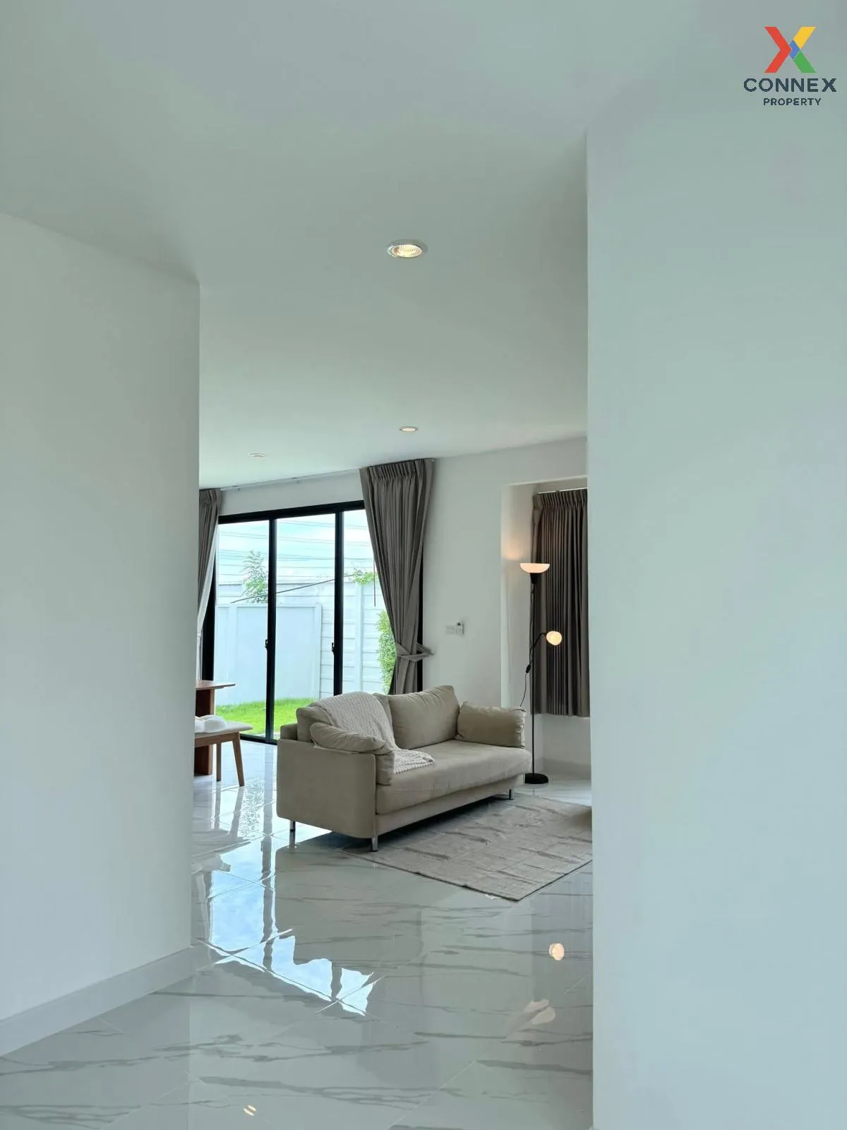 For Rent House , COMO BIANCA II Bangna , corner unit , Bang Phli 
