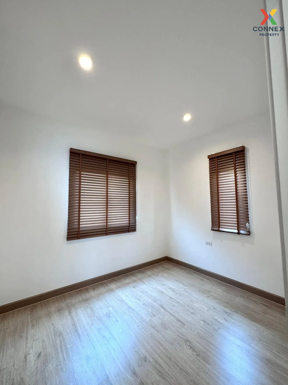 For Rent House , COMO BIANCA II Bangna , corner unit , Bang Phli 