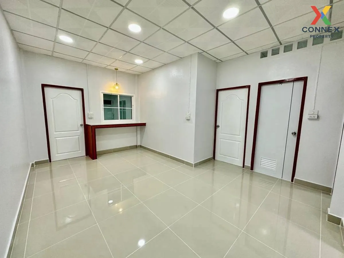 ขายทาวน์เฮ้าส์/ทาวน์โฮม  บ้านร่มเงาไม้ บางบัวทอง บางบัวทอง นนทบุร