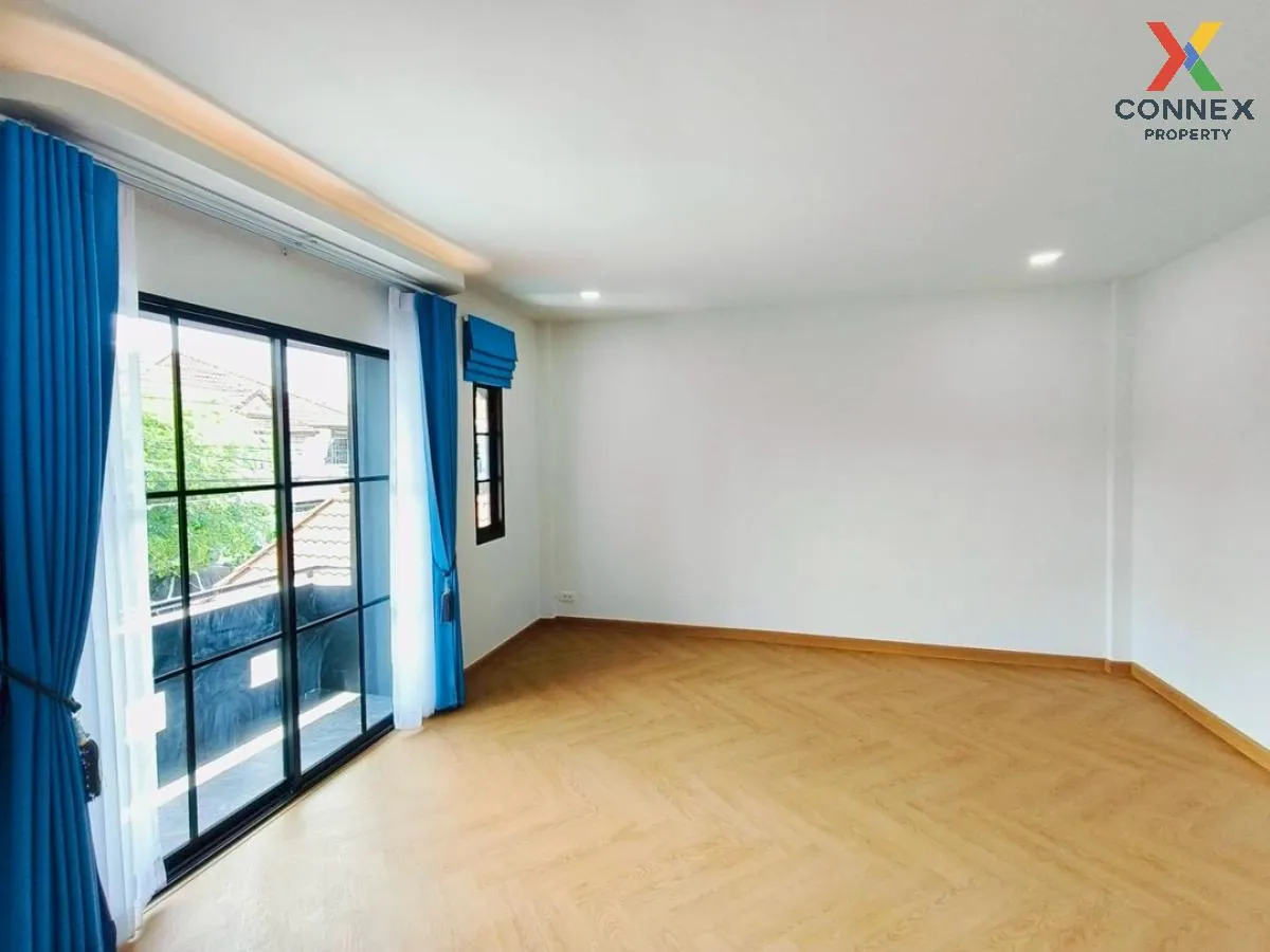 For Sale Townhouse/Townhome  , K.C. Ramintra 3 , newly renovated  For Sale Townhouse/Townhome  , K.C. Ramintra 3 , newly renovated