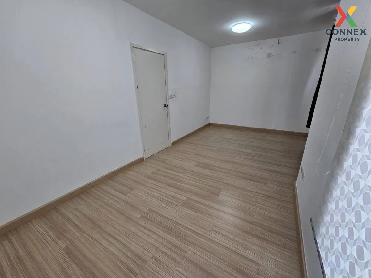 For Sale Townhouse/Townhome  , Pruksa Ville Phutthamonthon Sai 4 