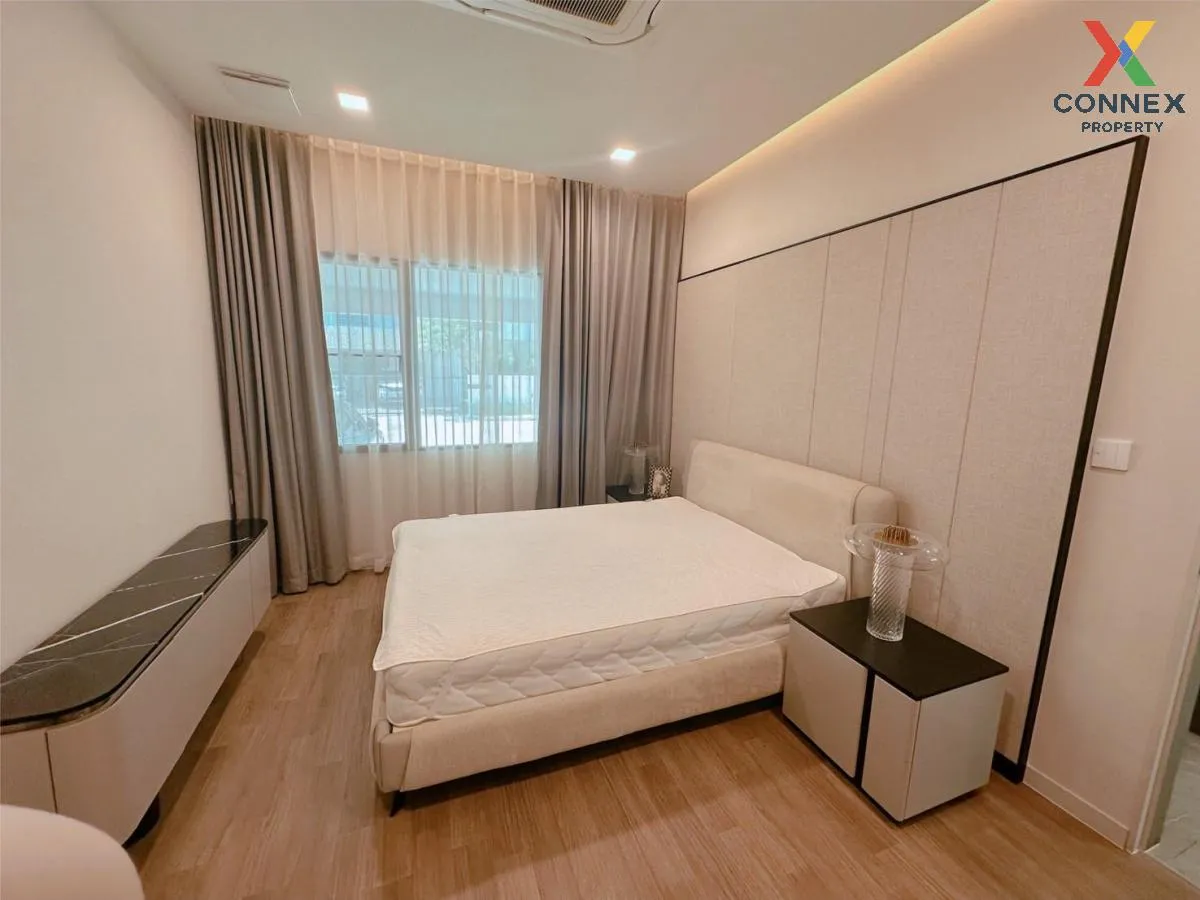 For Sale House , MANTANA Bangna km 15 , Bang Chalong , Bang Phli 