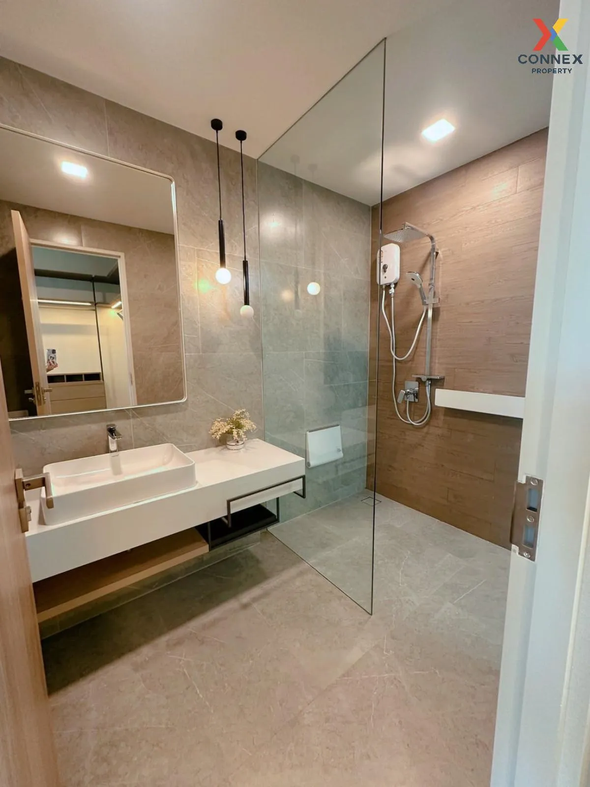 For Sale House , MANTANA Bangna km 15 , Bang Chalong , Bang Phli 