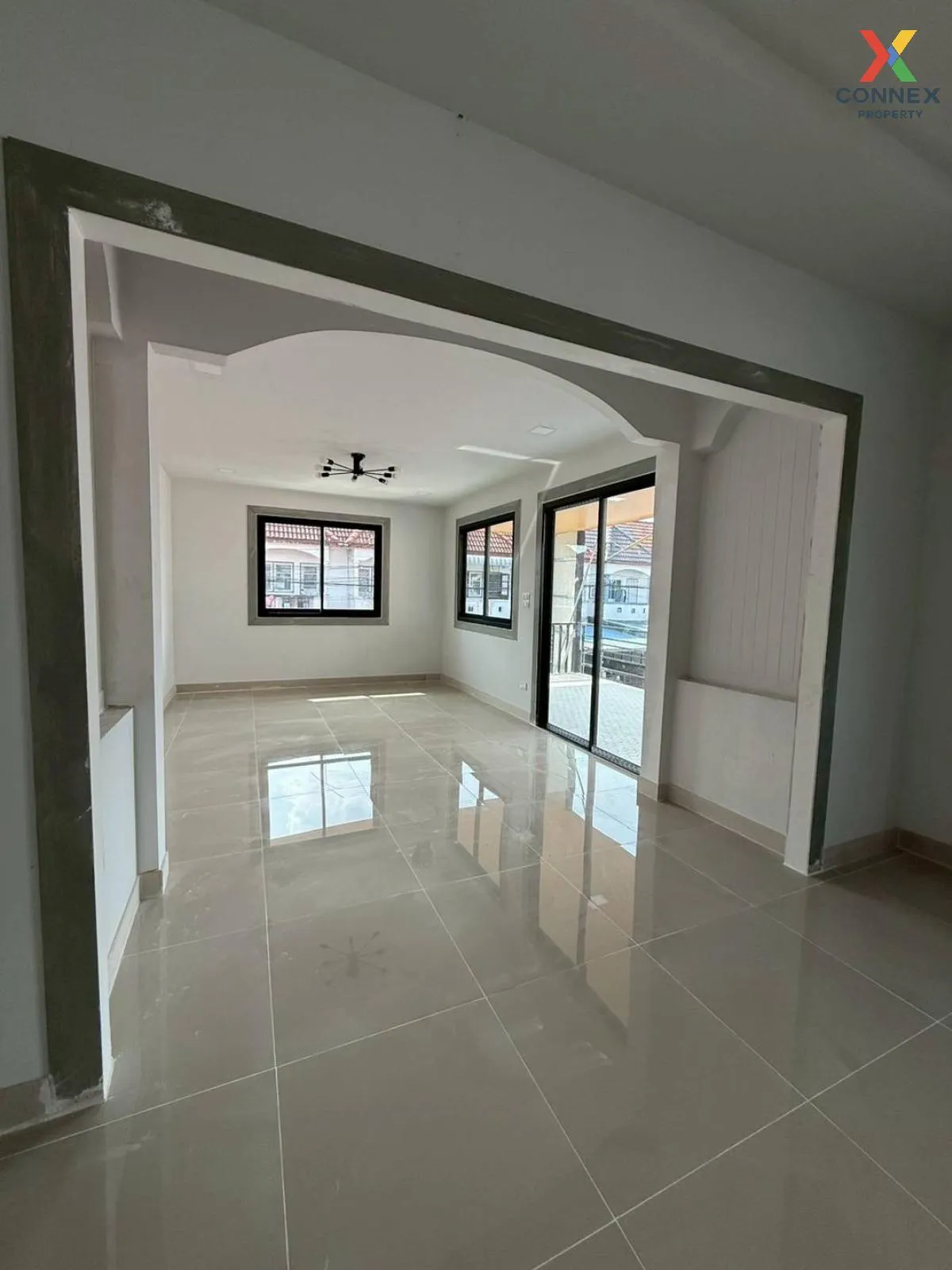 ขายทาวน์เฮ้าส์/ทาวน์โฮม  เปี่ยมสุข (ปากเกร็ดซอยวัดกู้) บางพูด ปาก