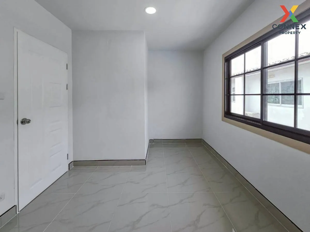 For Sale Townhouse/Townhome  , Baan Piya Wararom 3  , newly renov For Sale Townhouse/Townhome  , Baan Piya Wararom 3  , newly renov