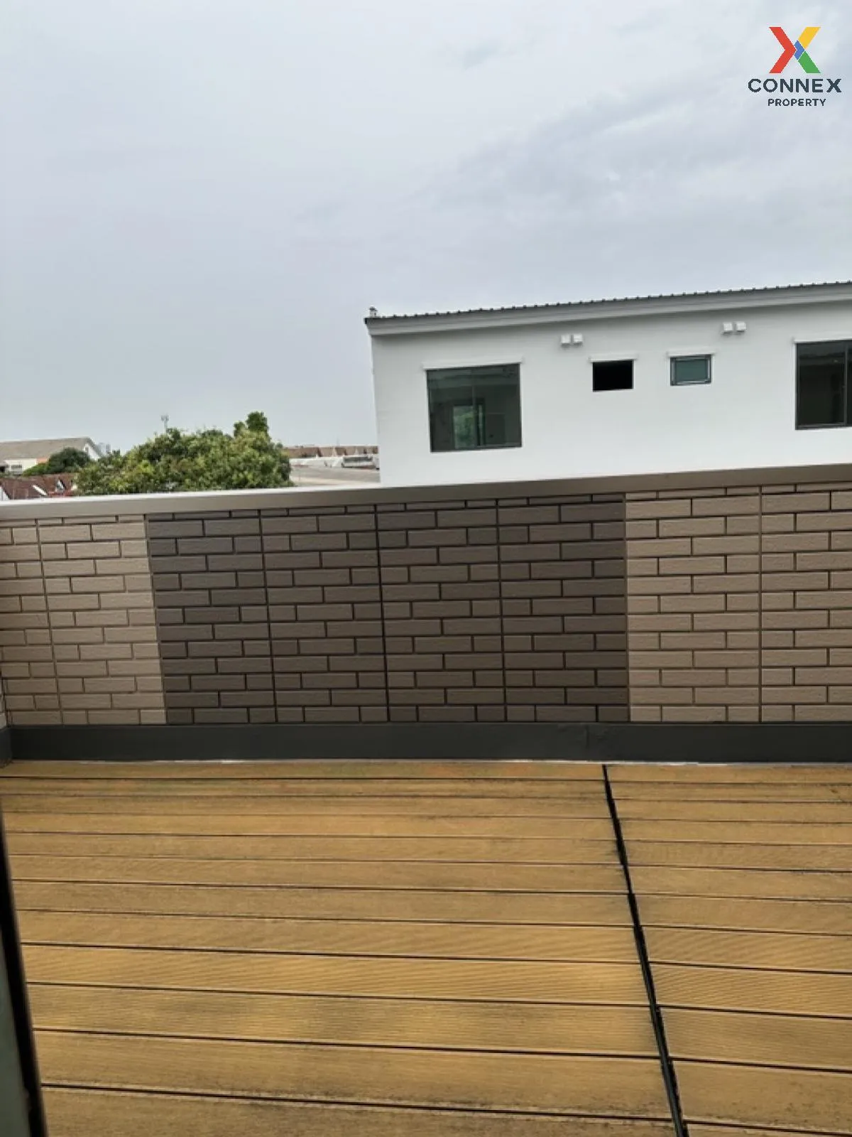 ขายทาวน์เฮ้าส์/ทาวน์โฮม  ไซมิส บลอสซั่ม แอท แฟชั่น MRT-วงแหวนตะวั