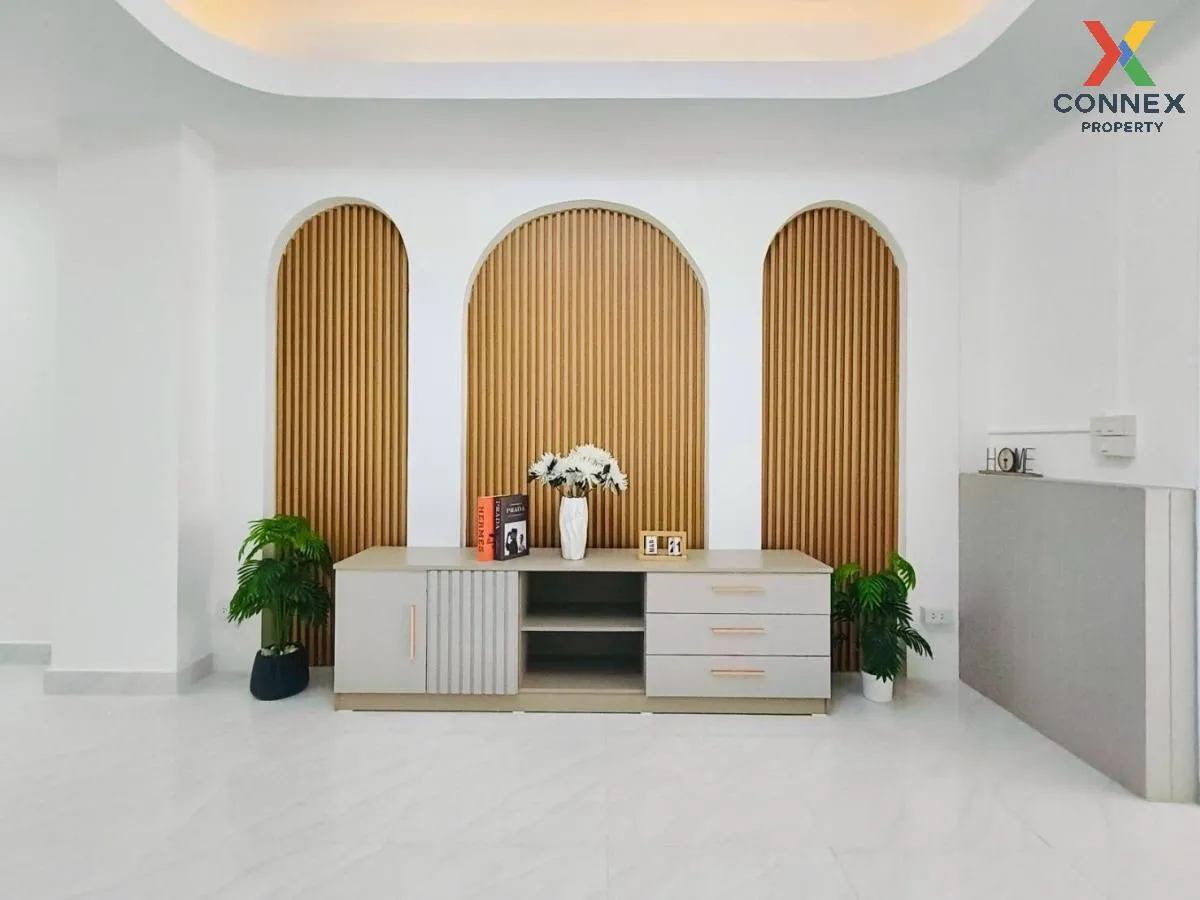 ขายทาวน์เฮ้าส์/ทาวน์โฮม  บ้านพูนสินธานี 3 คลองสองต้นนุ่น เขต ลาดก