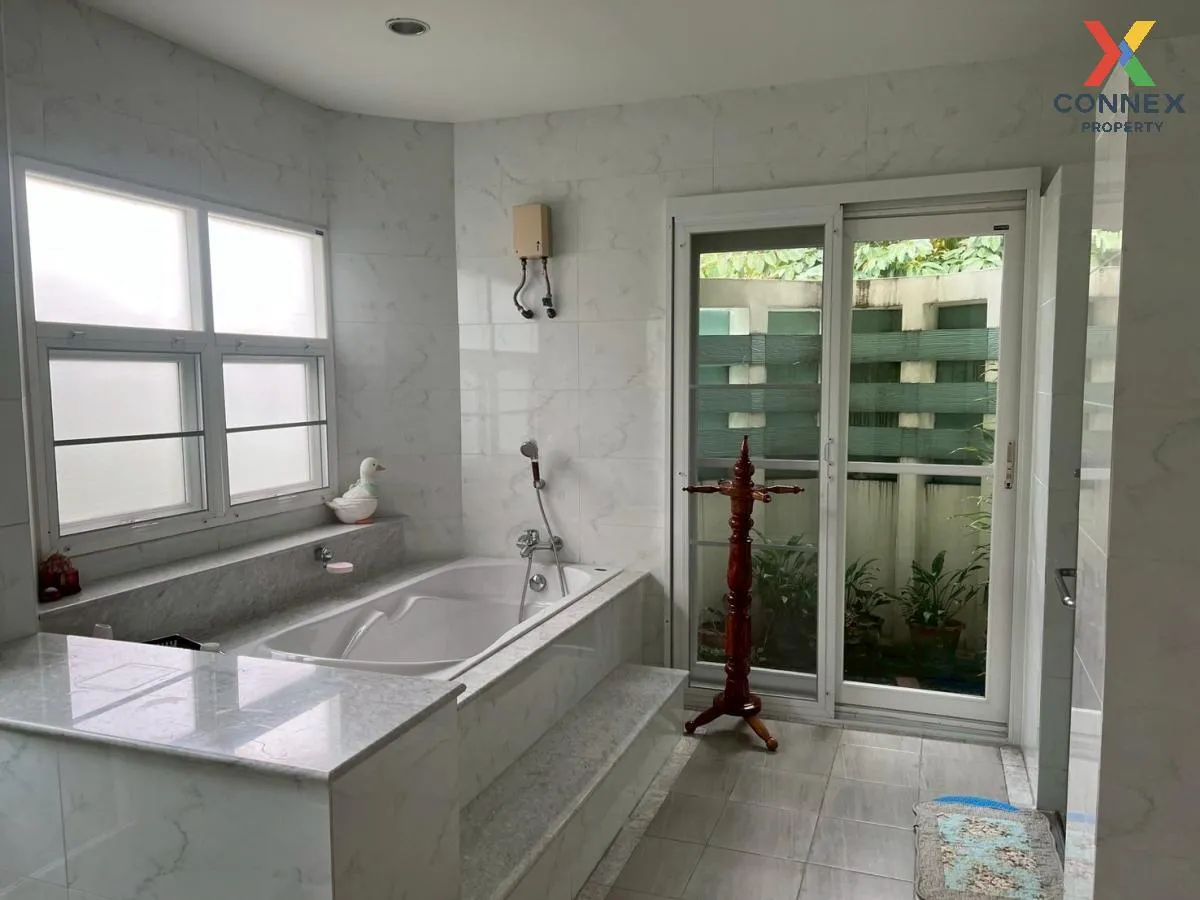 ขายบ้าน  มณียา มาสเตอร์พีซ รัตนาธิเบศร์ MRT-ไทรม้า ไทรม้า เมืองนน