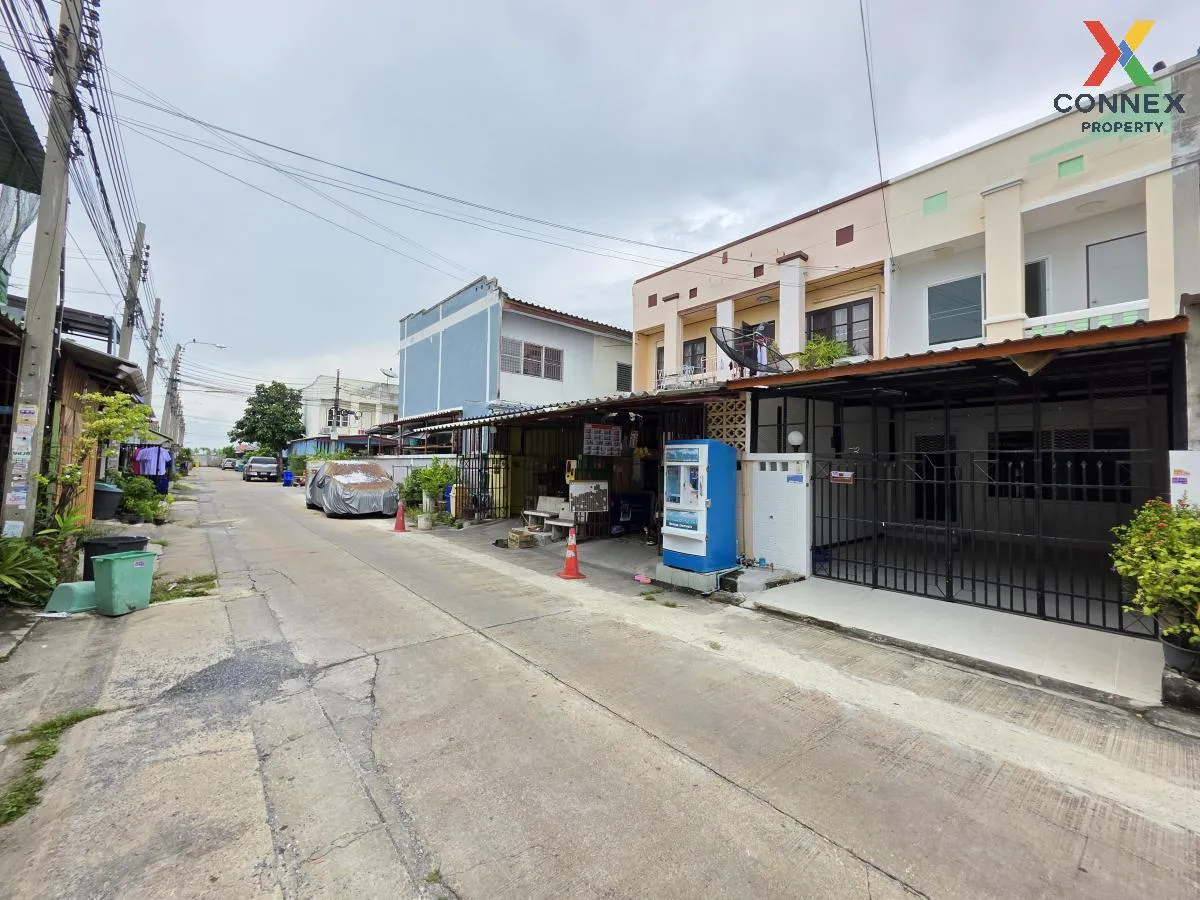 ขายทาวน์เฮ้าส์/ทาวน์โฮม  บ้านร่มเงาไม้ รีโนเวทใหม่ บางบัวทอง บางบ 2