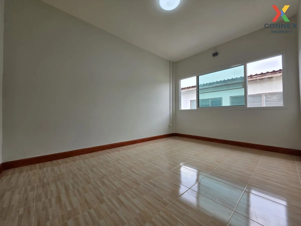 ขายทาวน์เฮ้าส์/ทาวน์โฮม  บ้านร่มเงาไม้ รีโนเวทใหม่ บางบัวทอง บางบ