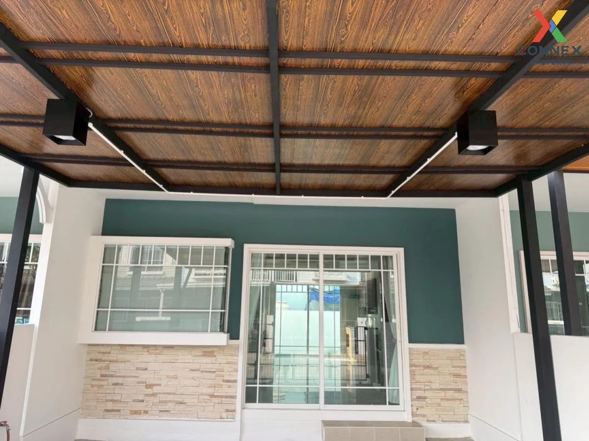 ขายทาวน์เฮ้าส์/ทาวน์โฮม  อินดี้ ประชาอุทิศ 90-3 รีโนเวทใหม่ ทุ่งค ขายทาวน์เฮ้าส์/ทาวน์โฮม  อินดี้ ประชาอุทิศ 90-3 รีโนเวทใหม่ ทุ่งค 2