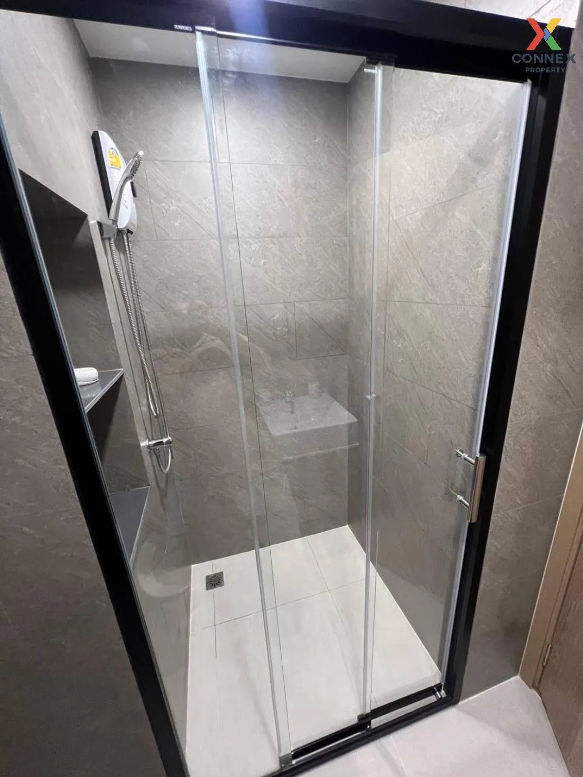 เช่าคอนโด  เดอะ ลิฟวิ่น เพชรเกษม MRT-ภาษีเจริญ บางหว้า เขต ภาษีเจ 4