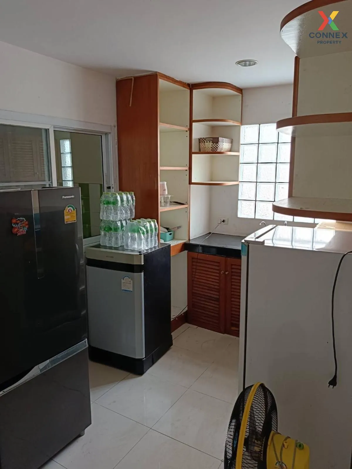 For Sale Single house in Soi Nakniwat 27, Intersection 24 , Lat P