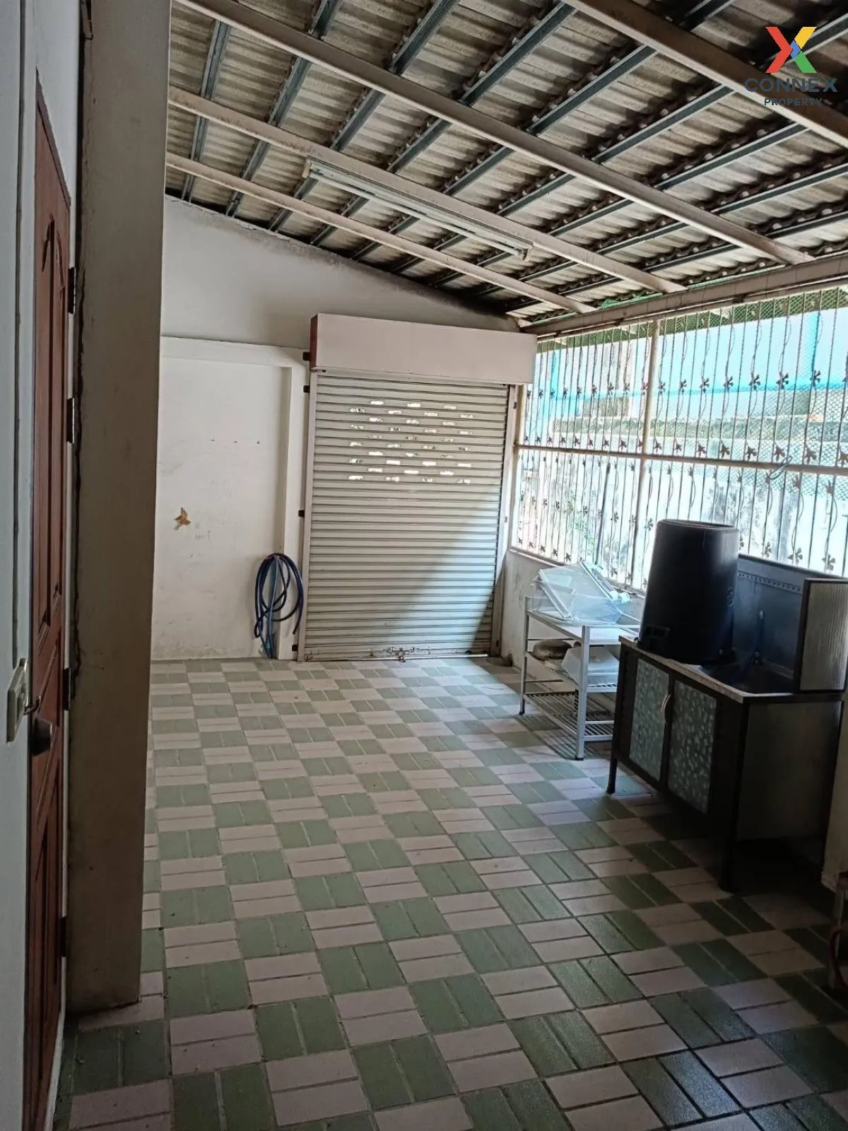 For Sale Single house in Soi Nakniwat 27, Intersection 24 , Lat P