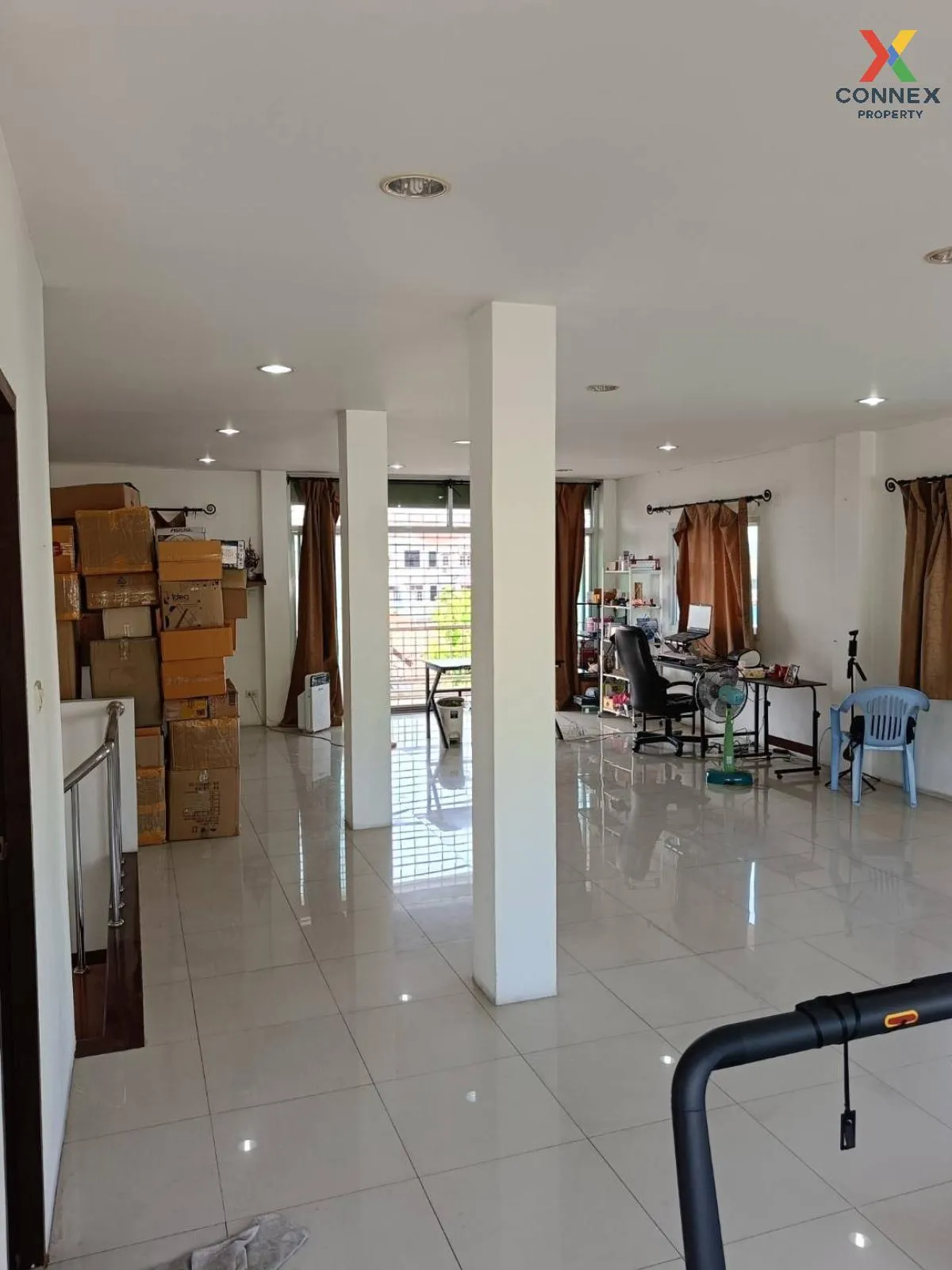 For Sale Single house in Soi Nakniwat 27, Intersection 24 , Lat P