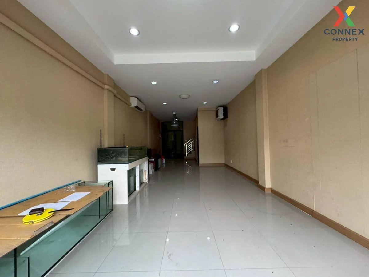 For Sale 3 - storey commercial building area 188 square meters Ba 4