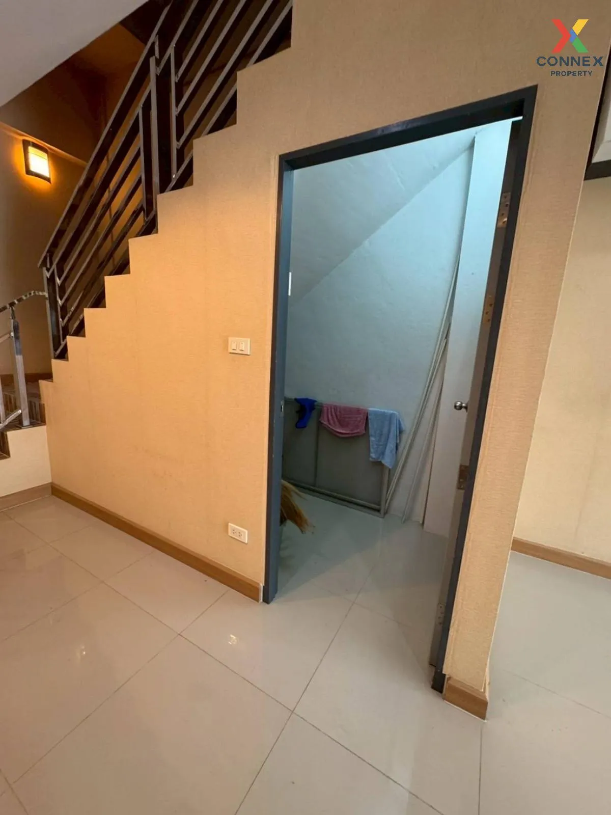 For Sale 3 - storey commercial building area 188 square meters Ba