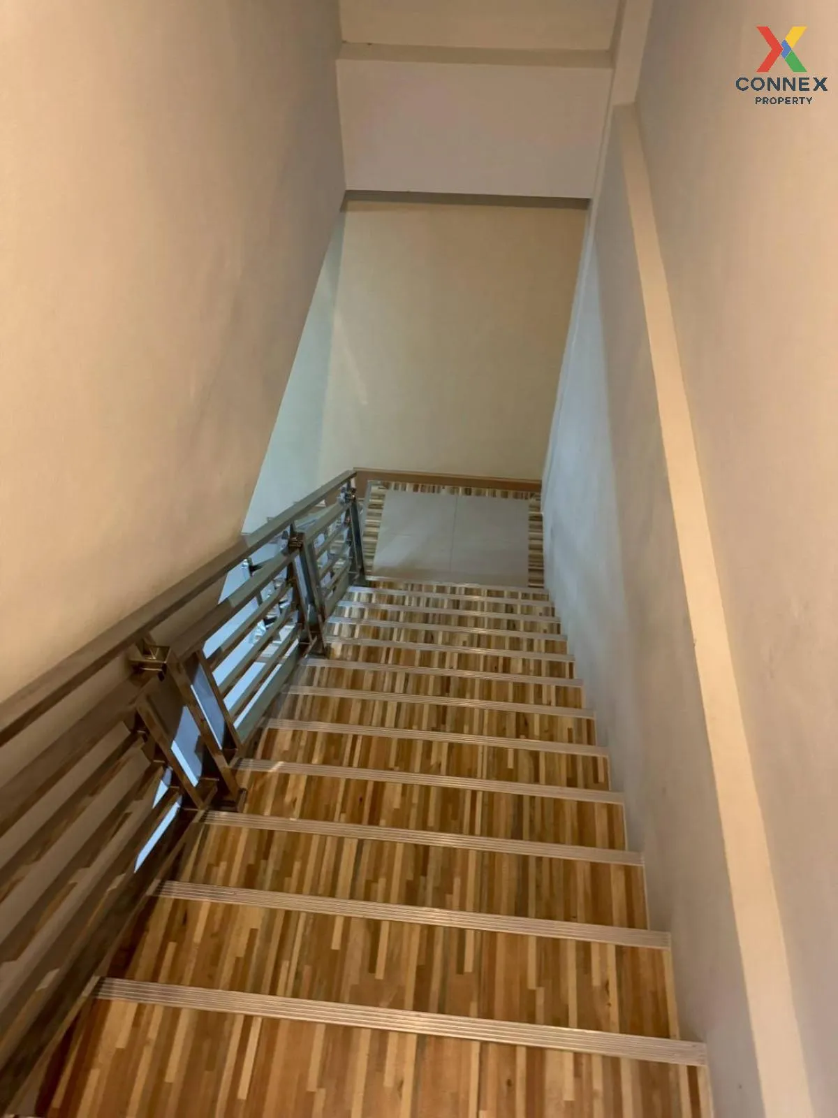 For Sale 3 - storey commercial building area 188 square meters Ba