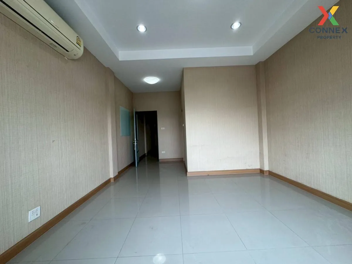 For Sale 3 - storey commercial building area 188 square meters Ba