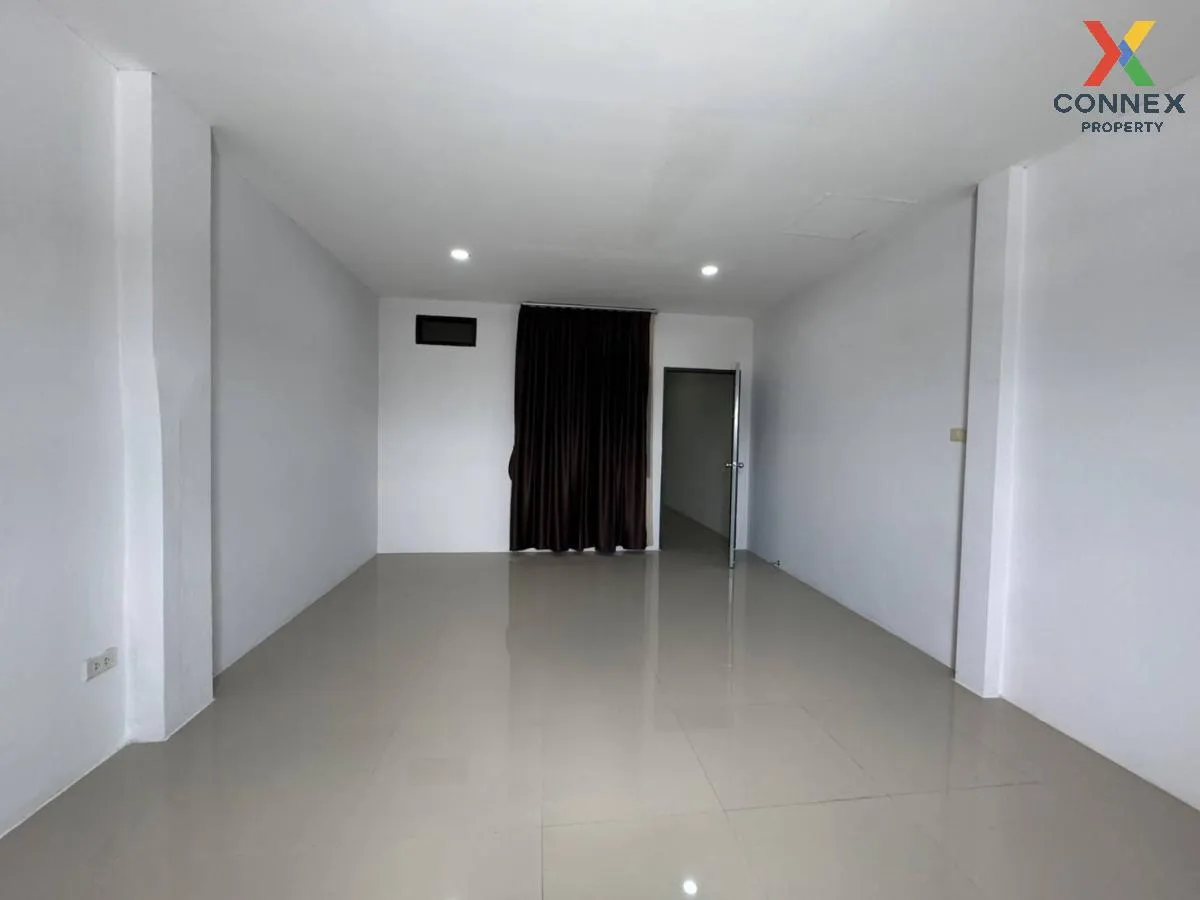 For Sale 3 - storey commercial building area 188 square meters Ba