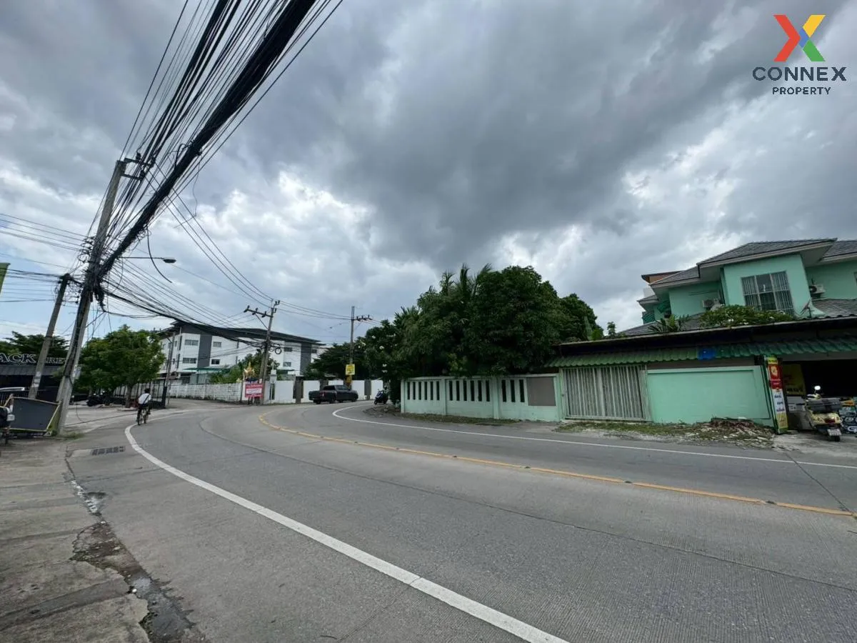 For Sale 3 - storey commercial building area 188 square meters Ba