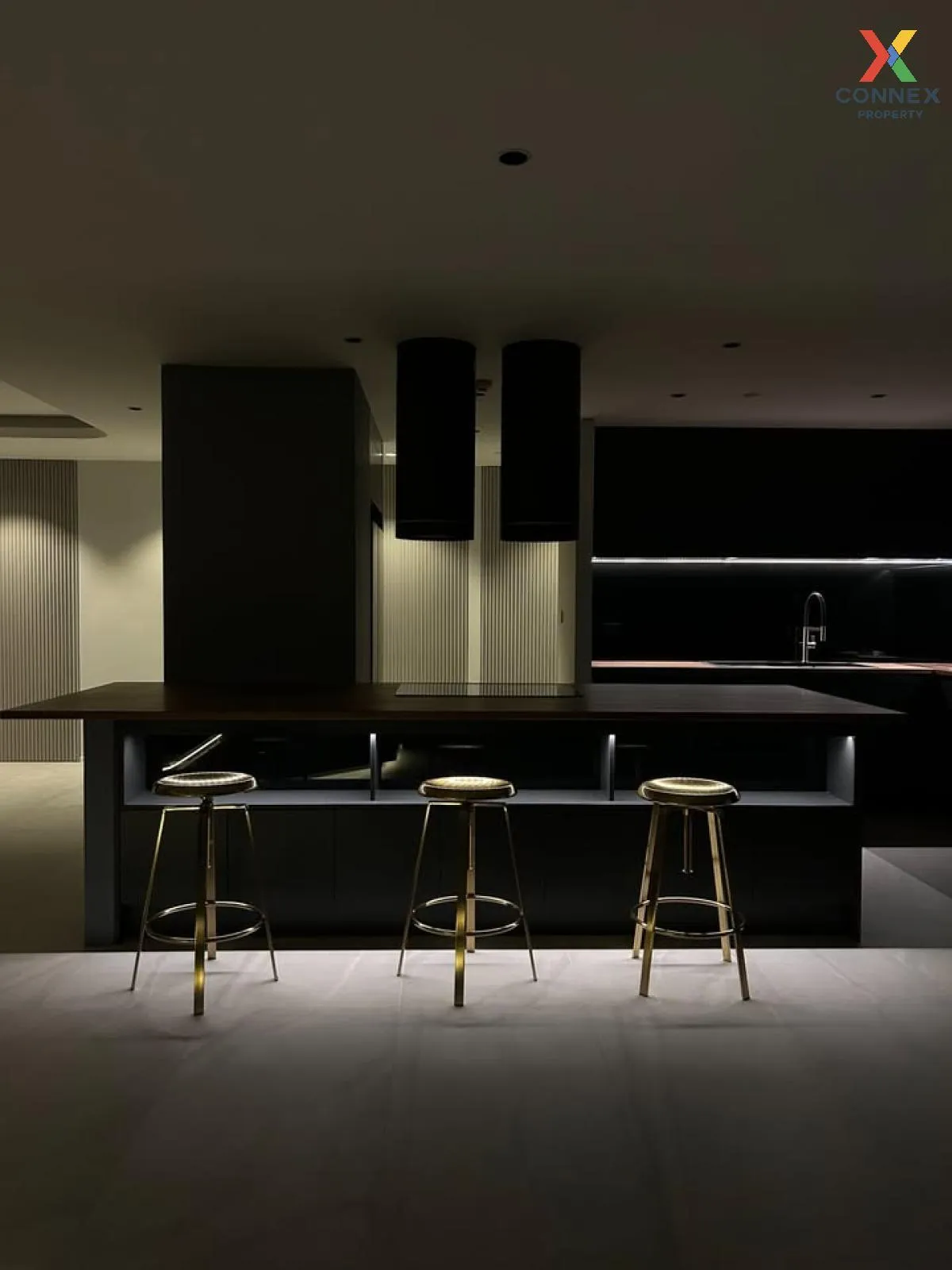 For Sale Condo , Crystal Garden , nice view , high floor , wide f For Sale Condo , Crystal Garden , nice view , high floor , wide f