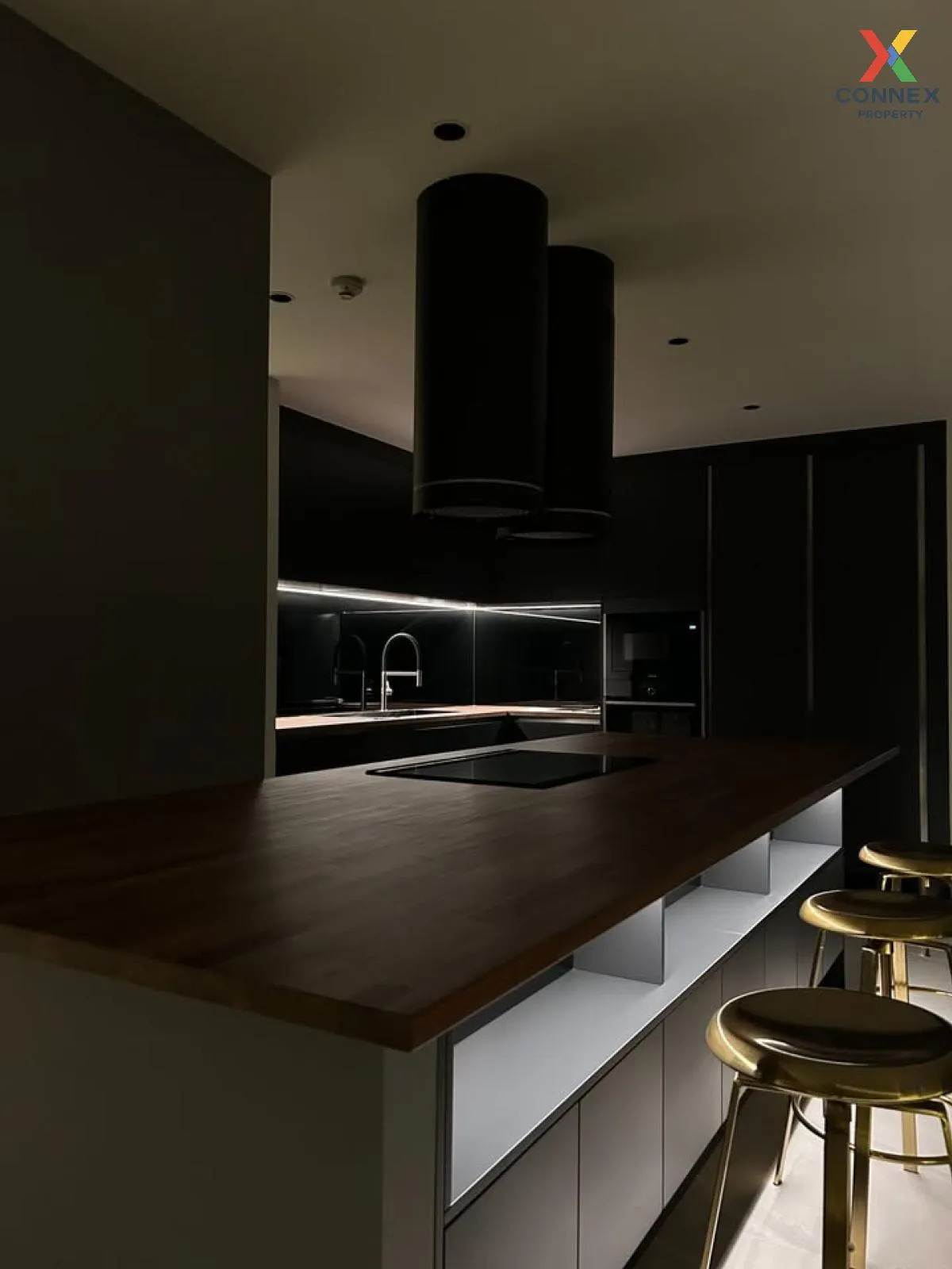 For Sale Condo , Crystal Garden , nice view , high floor , wide f For Sale Condo , Crystal Garden , nice view , high floor , wide f