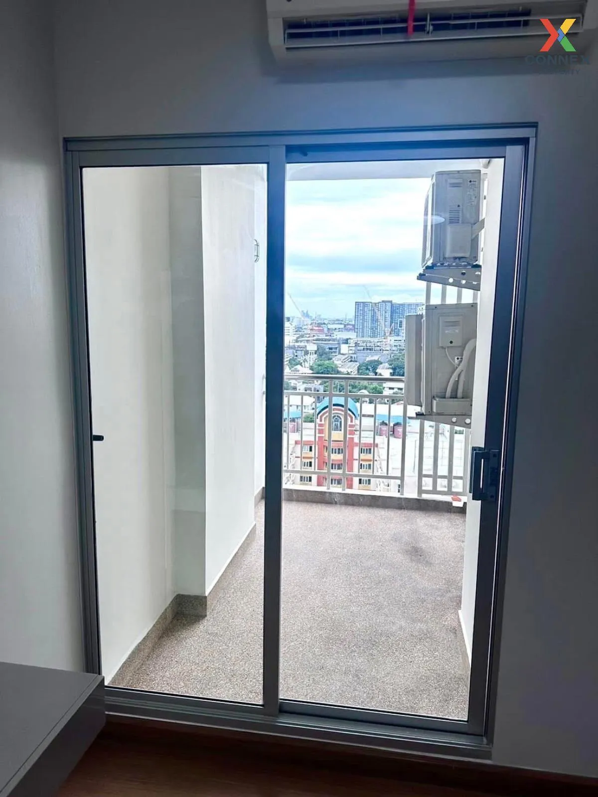 For Sale Condo , Supalai Park Ratchayothin , newly renovated , BT 1