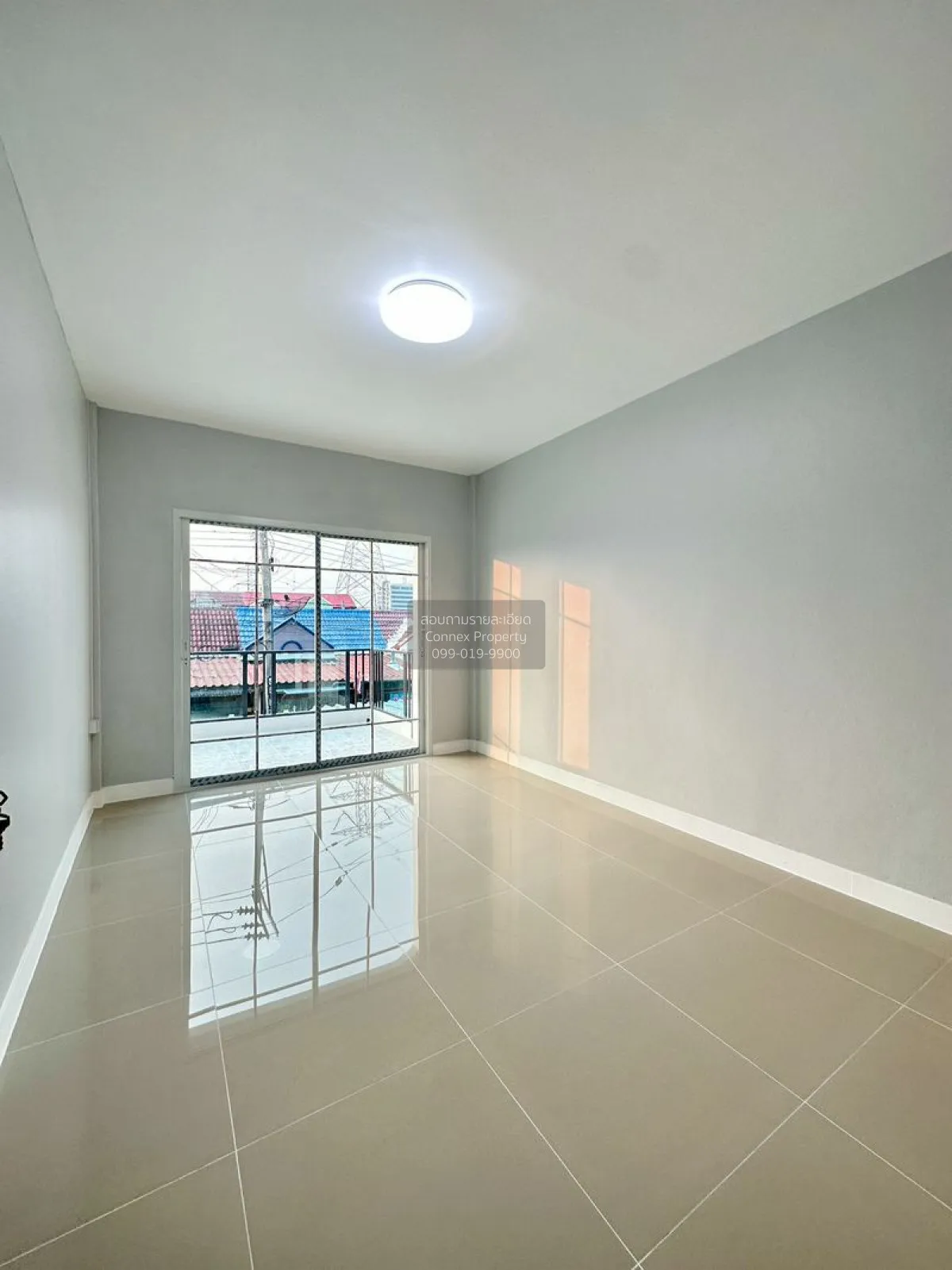 For Sale Townhouse/Townhome  , Krittiyaruk 5 , newly renovated , 