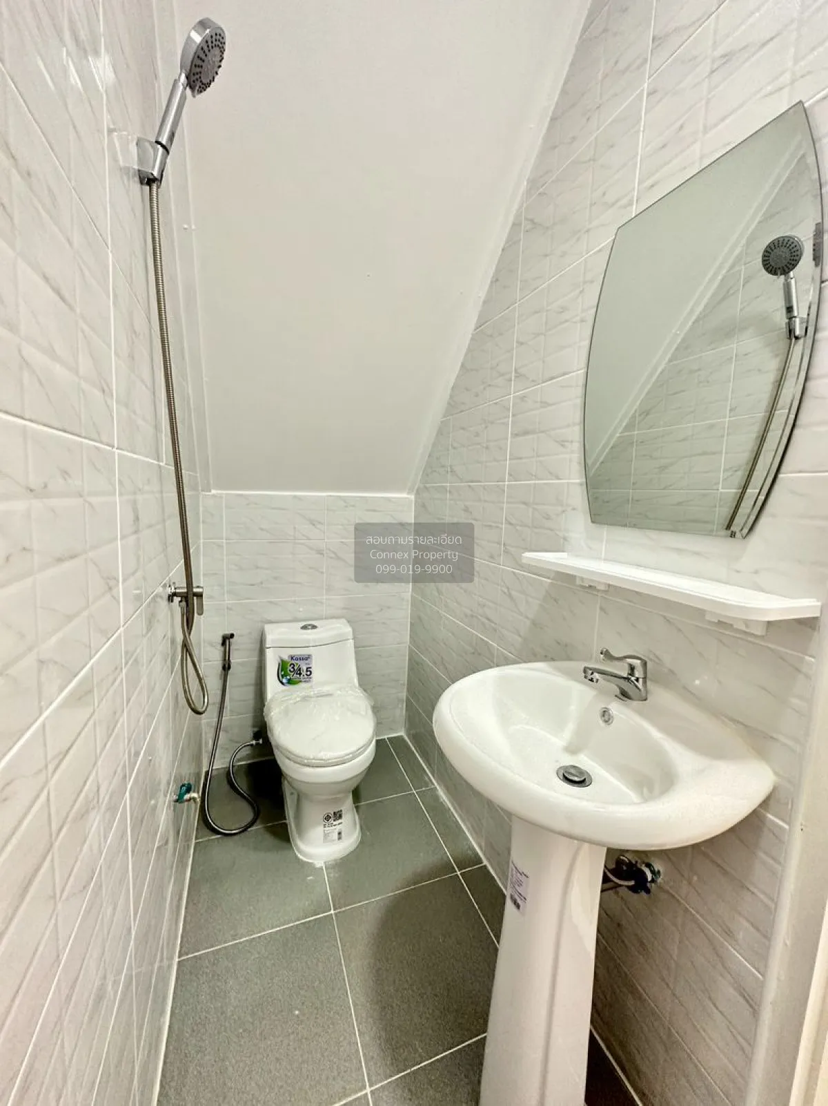 For Sale Townhouse/Townhome  , Krittiyaruk 5 , newly renovated , 