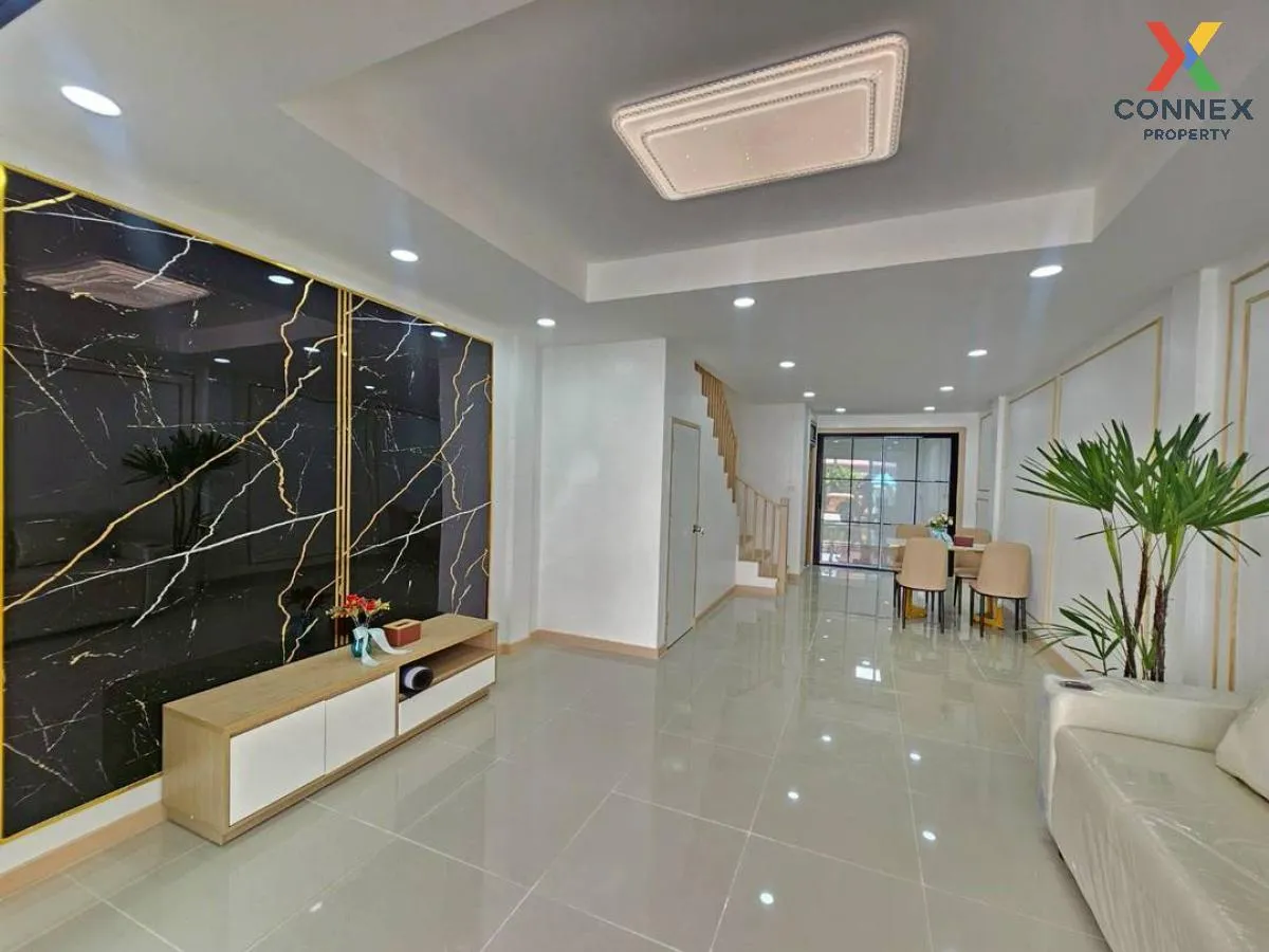 ขายทาวน์เฮ้าส์/ทาวน์โฮม  นันทิชา 4 รีโนเวทใหม่ ไทรน้อย ไทรน้อย นน